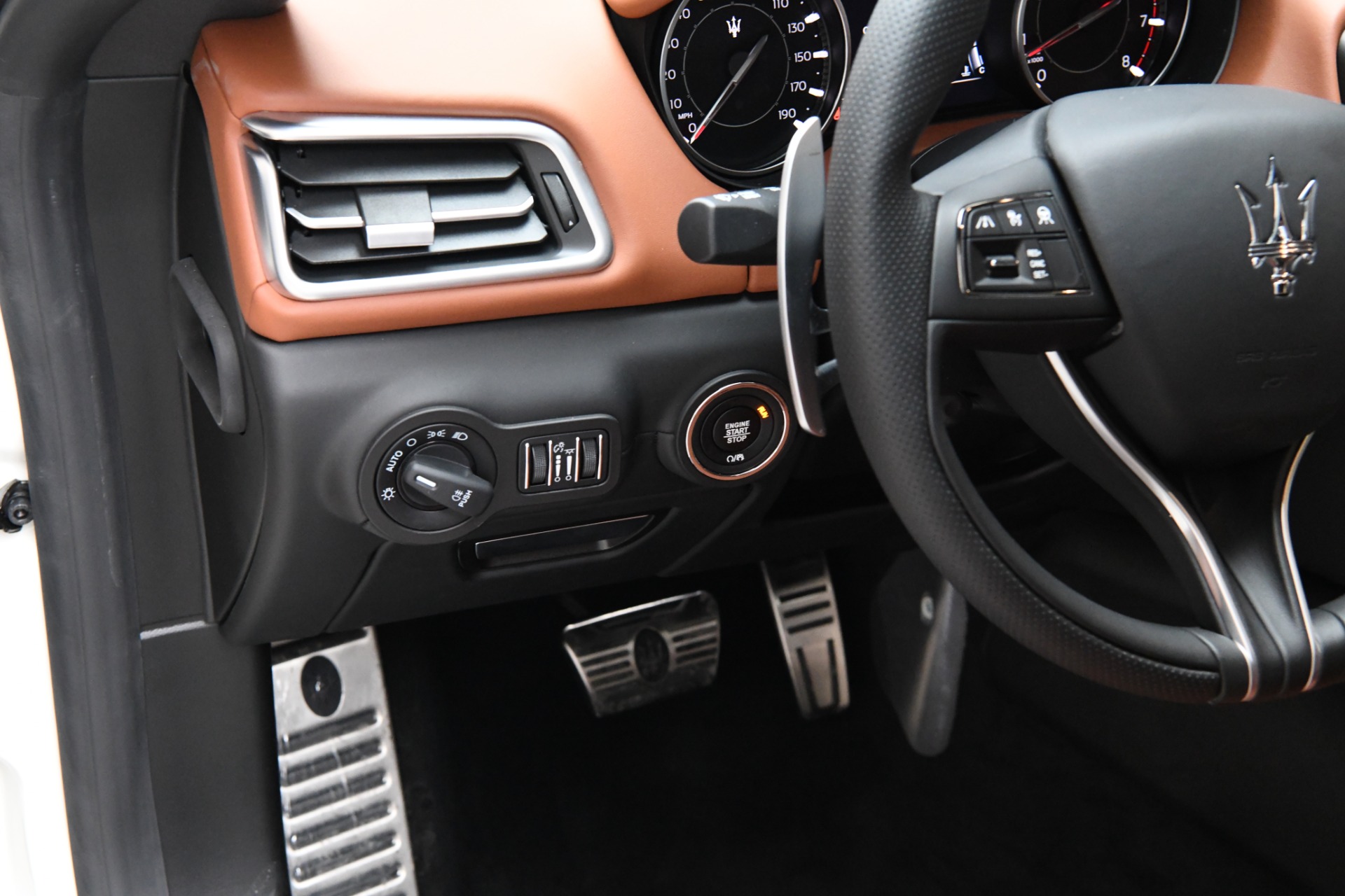 New 2021 Maserati Ghibli SQ4 Gransport | St. Petersburg, FL