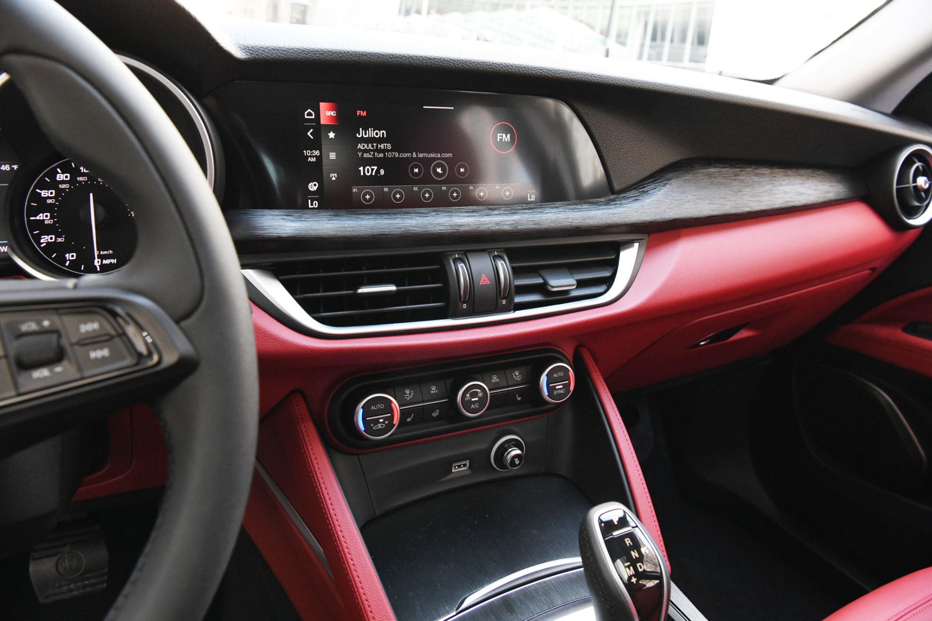 New 2021 Alfa Romeo Stelvio Sprint | St. Petersburg, FL