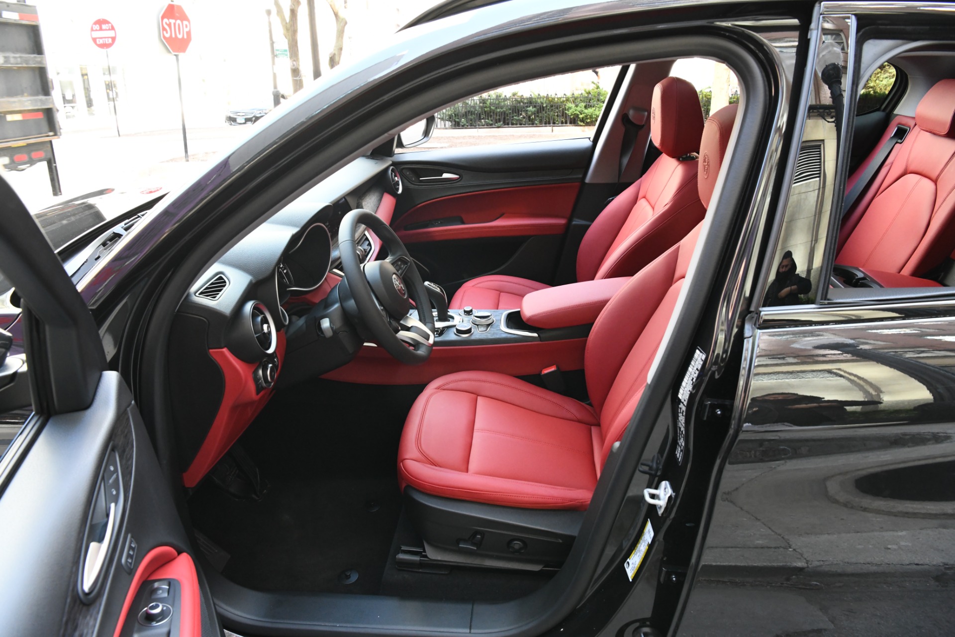 New 2021 Alfa Romeo Stelvio Sprint | St. Petersburg, FL