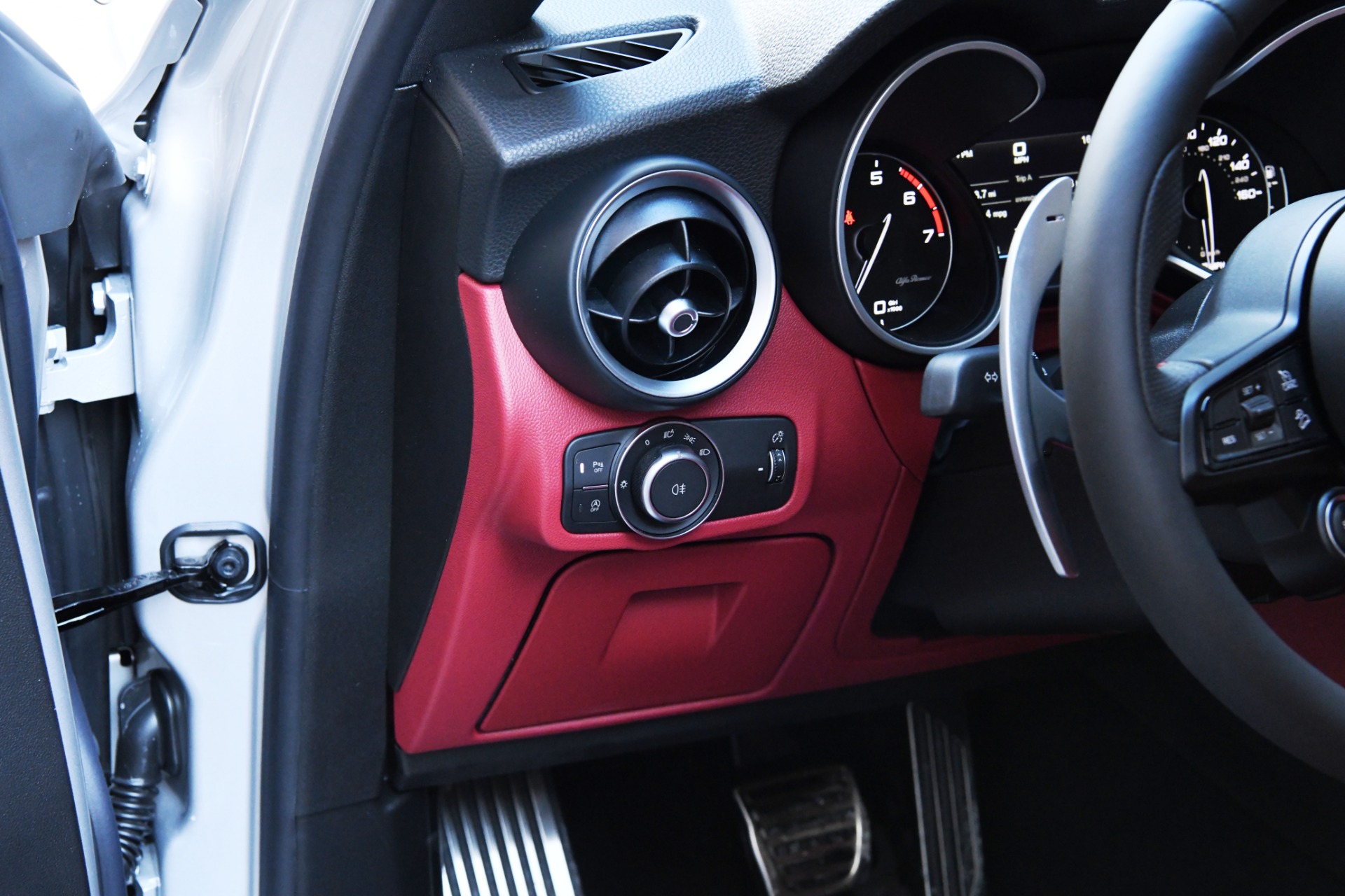 New 2021 Alfa Romeo Stelvio | St. Petersburg, FL