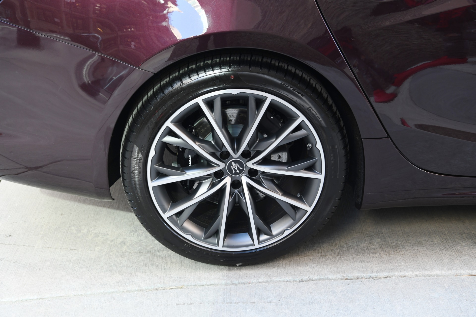 New 2021 Maserati Ghibli SQ4 GranLusso | St. Petersburg, FL