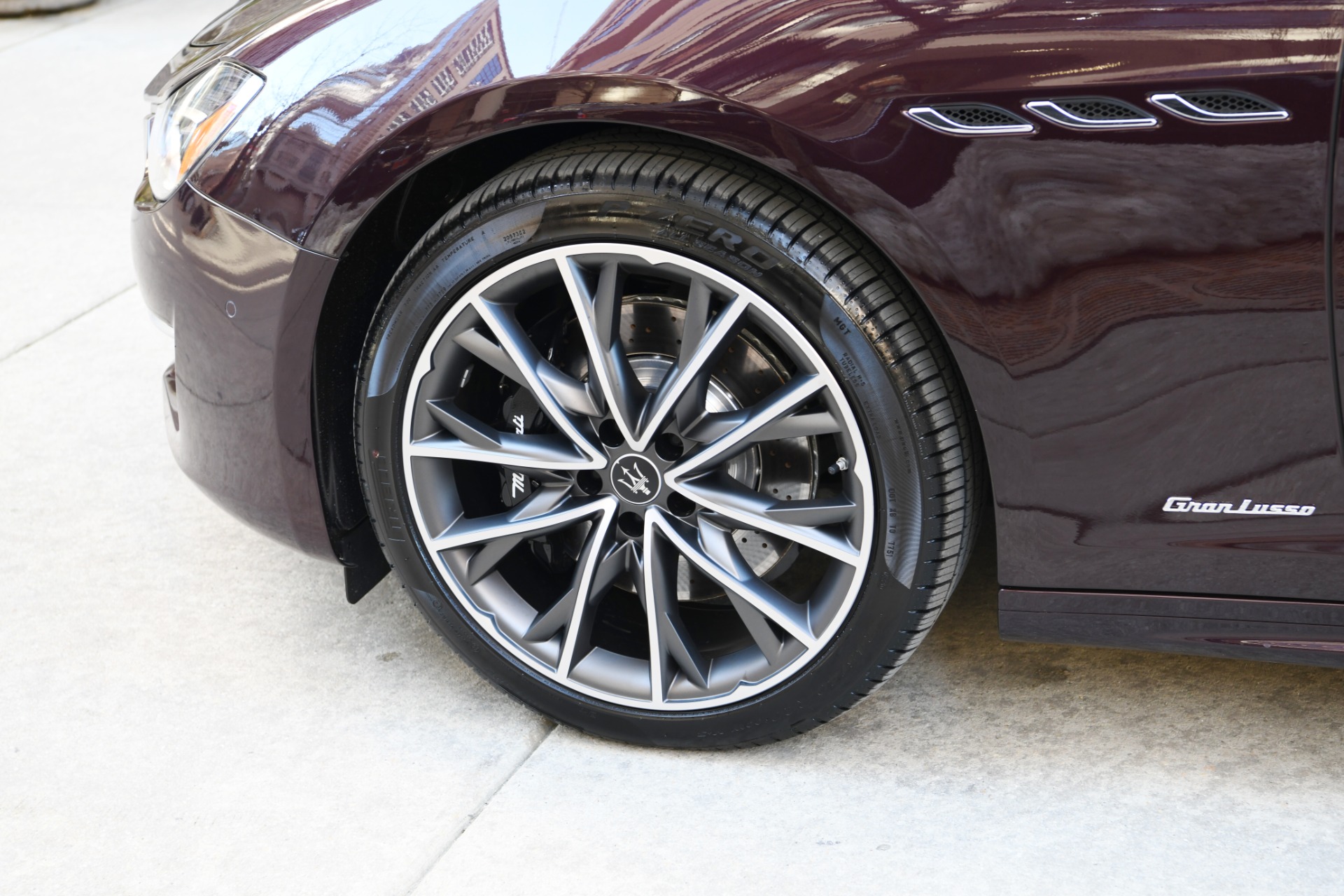 New 2021 Maserati Ghibli SQ4 GranLusso | St. Petersburg, FL