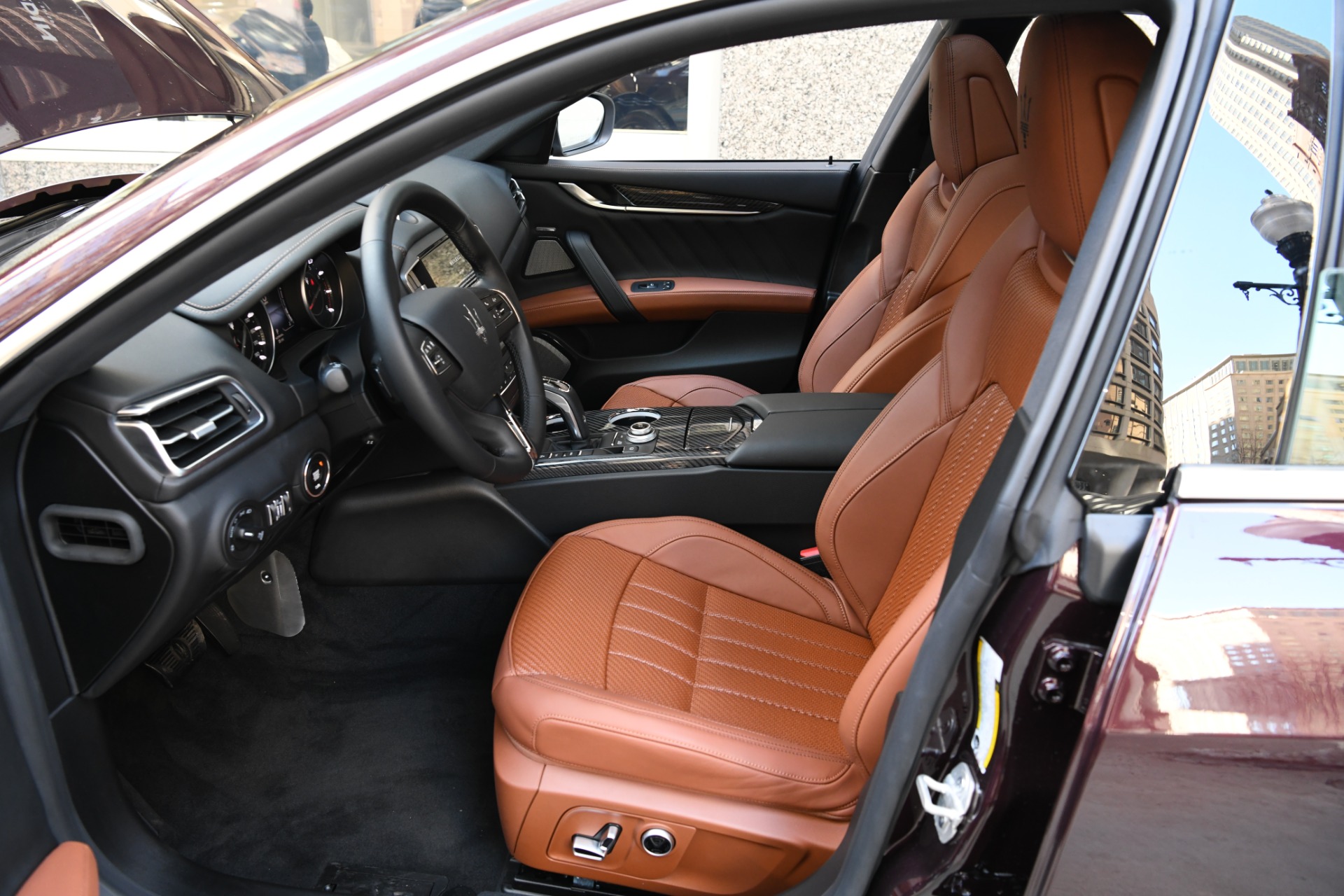 New 2021 Maserati Ghibli SQ4 GranLusso | St. Petersburg, FL