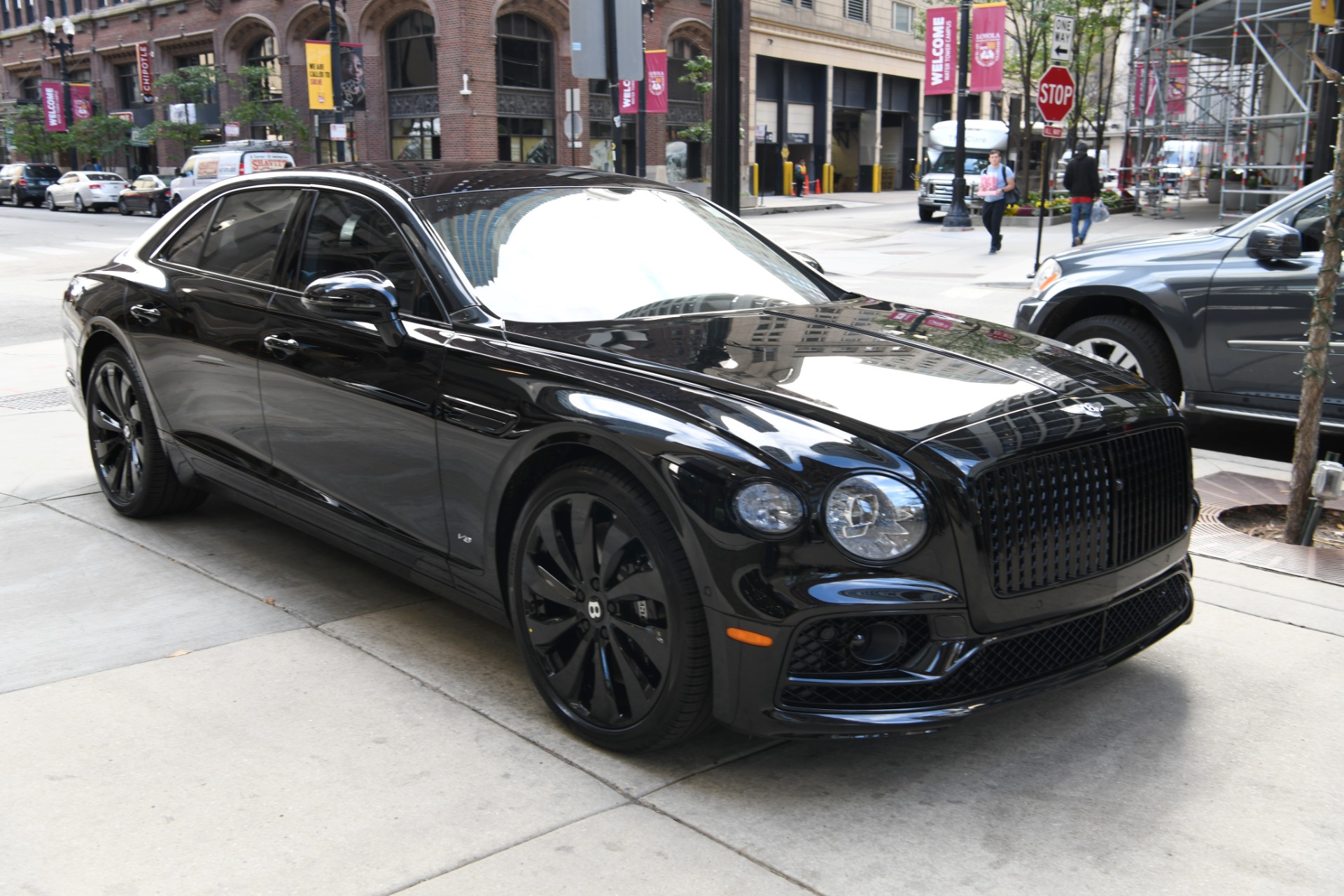 New 2022 Bentley Flying Spur V8 | Chicago, IL