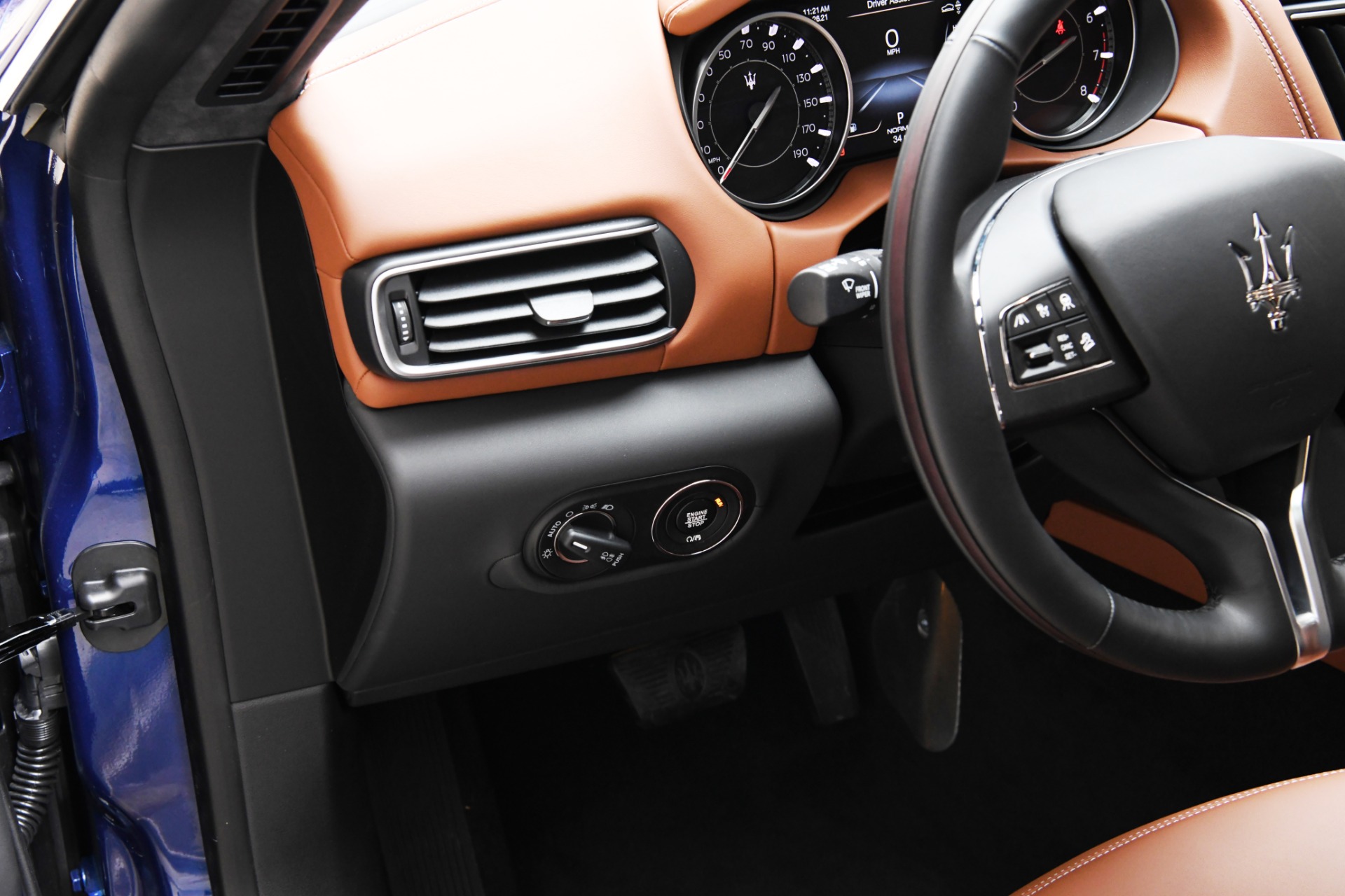New 2021 Maserati Levante GranLusso | St. Petersburg, FL