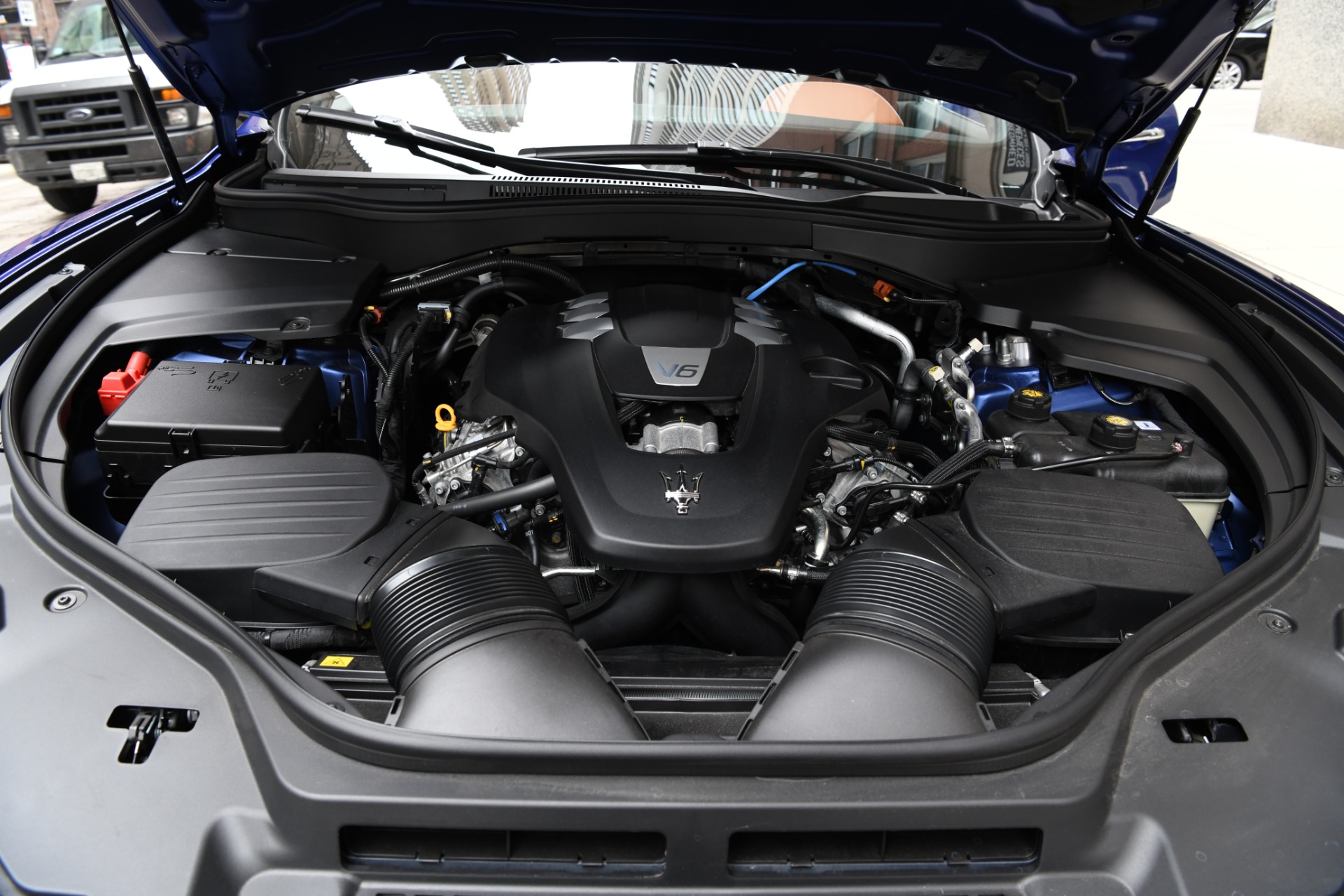 New 2021 Maserati Levante GranLusso | St. Petersburg, FL