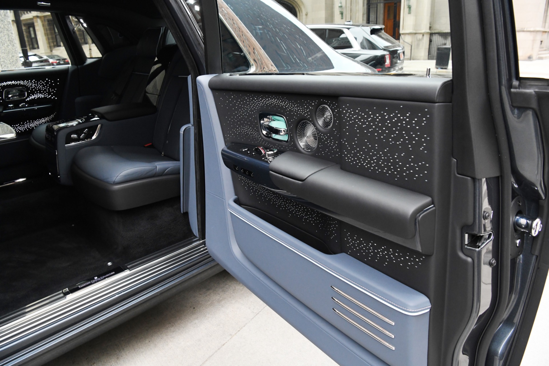 New 2021 Rolls-Royce Phantom Extended WHEELBASE Tempus Collection | St. Petersburg, FL