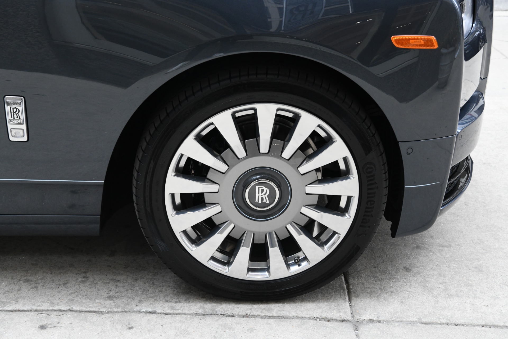 New 2021 Rolls-Royce Phantom Extended WHEELBASE Tempus Collection | St. Petersburg, FL