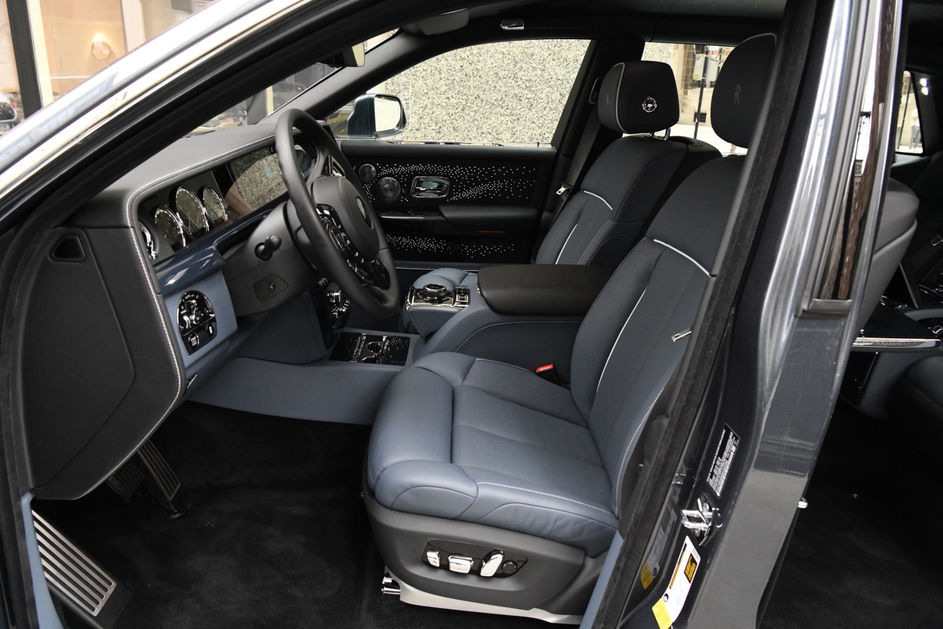 New 2021 Rolls-Royce Phantom Extended WHEELBASE Tempus Collection | St. Petersburg, FL