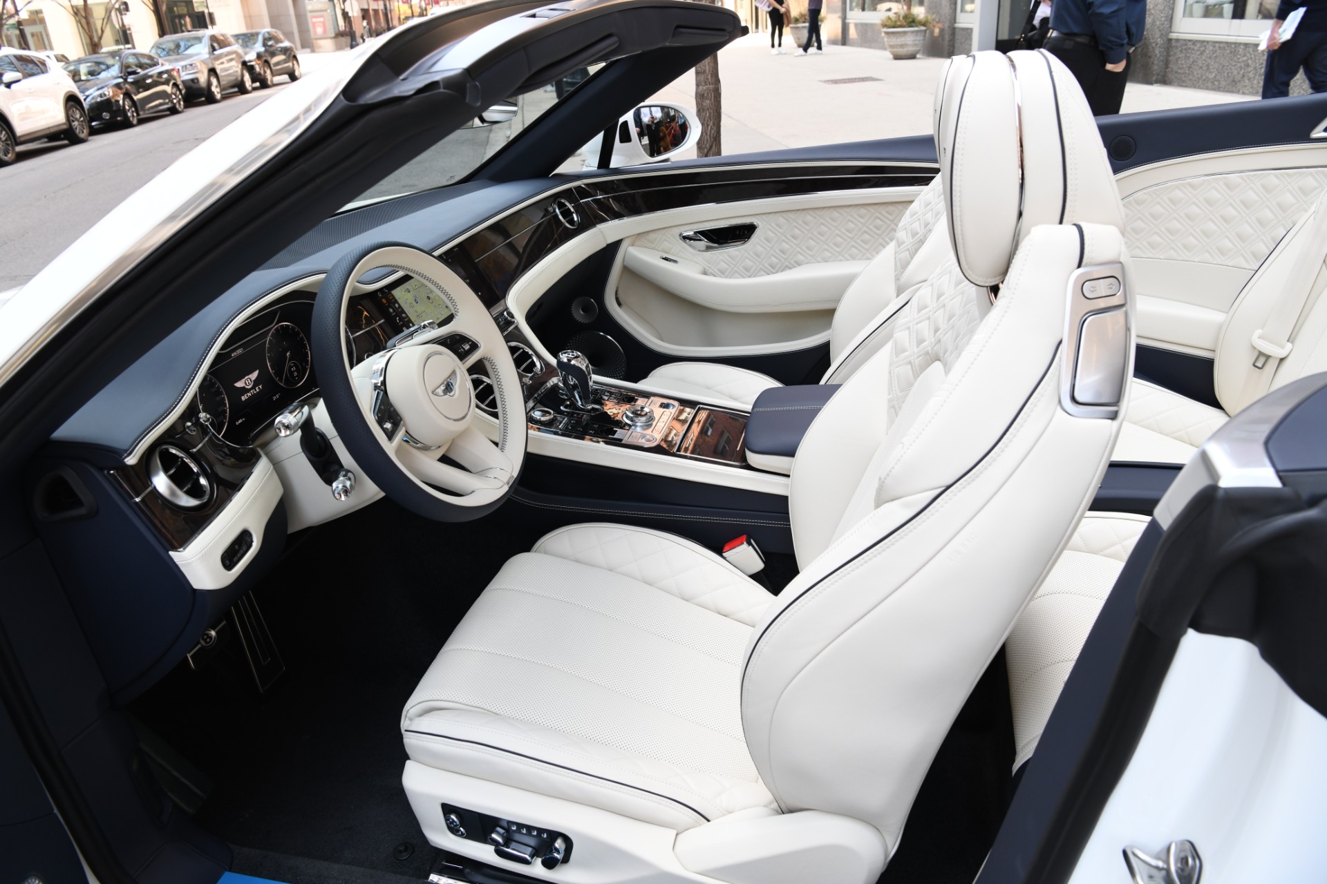 New 2021 Bentley Continental GTC Convertible GTC V8 | St. Petersburg, FL