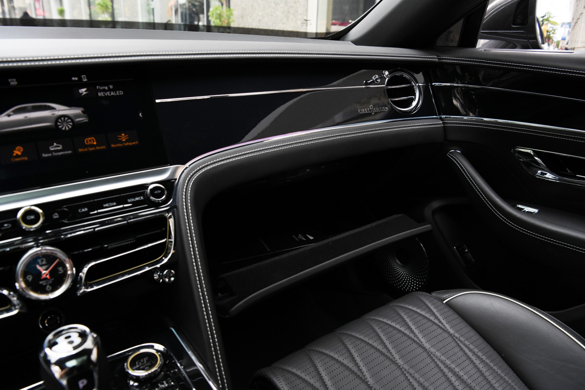 New 2021 Bentley FLYING SPUR V8 | St. Petersburg, FL