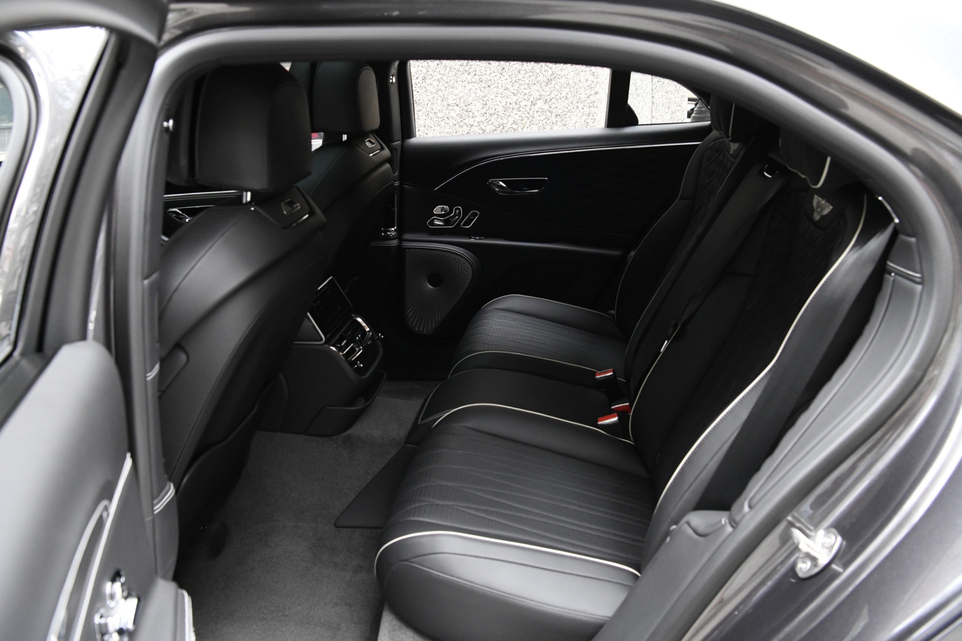 New 2021 Bentley FLYING SPUR V8 | St. Petersburg, FL