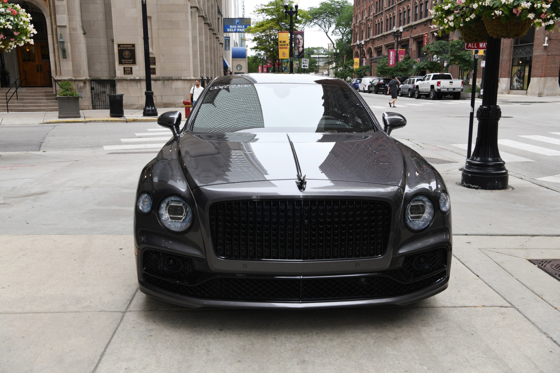 New 2021 Bentley FLYING SPUR V8 | St. Petersburg, FL