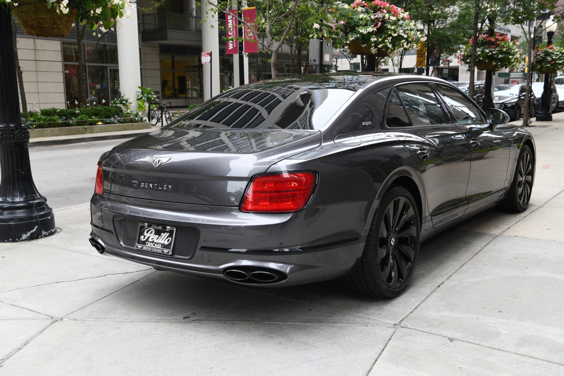 New 2021 Bentley FLYING SPUR V8 | St. Petersburg, FL