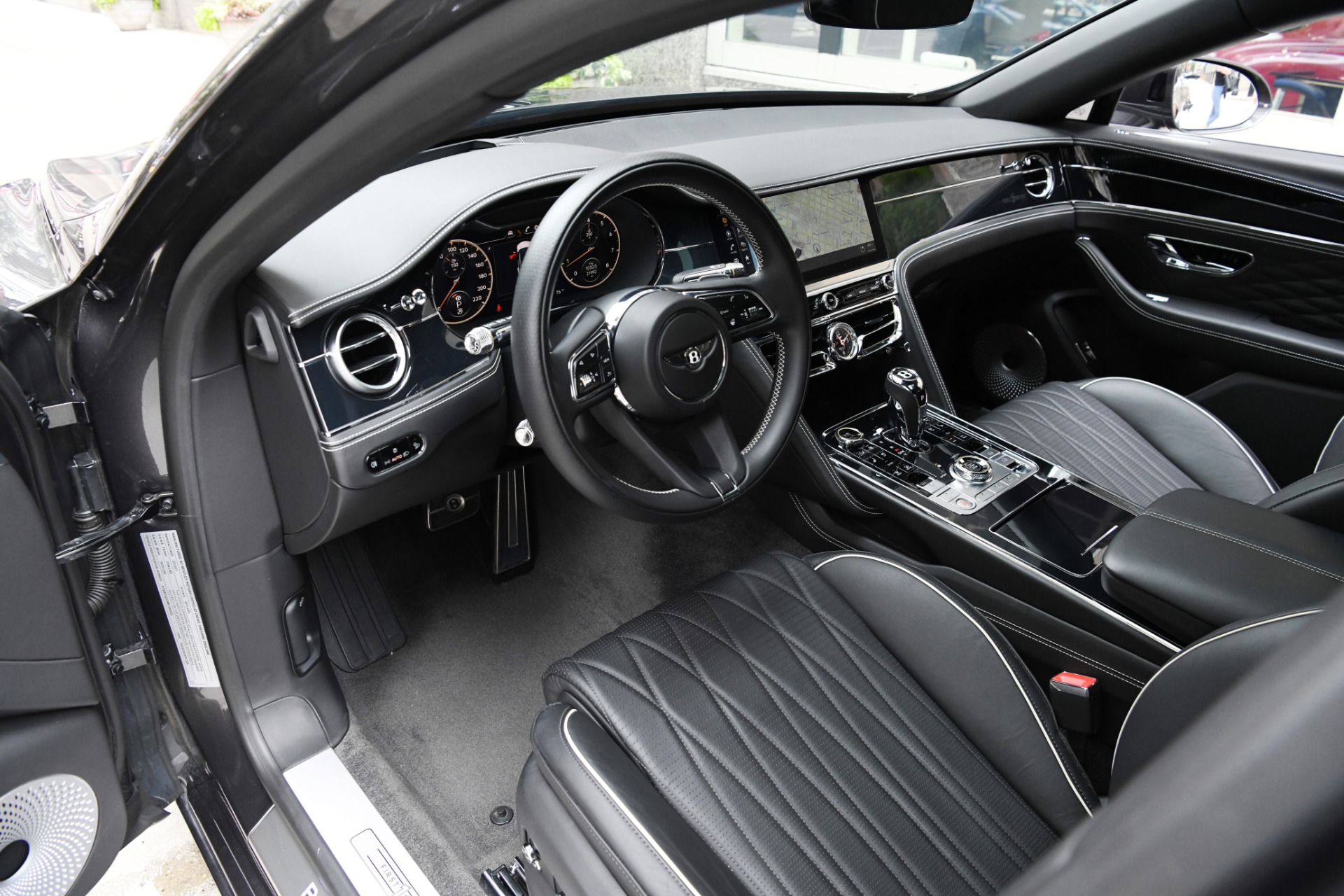 New 2021 Bentley FLYING SPUR V8 | St. Petersburg, FL