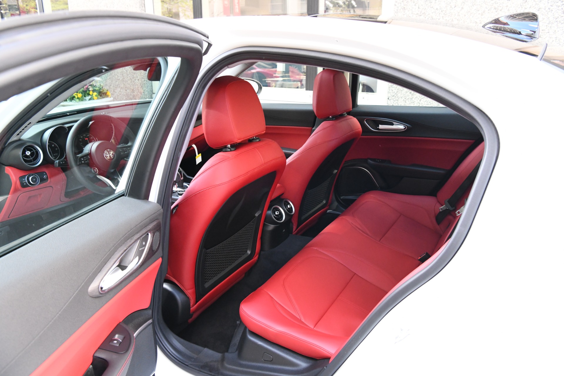 New 2021 Alfa Romeo Giulia Ti | St. Petersburg, FL