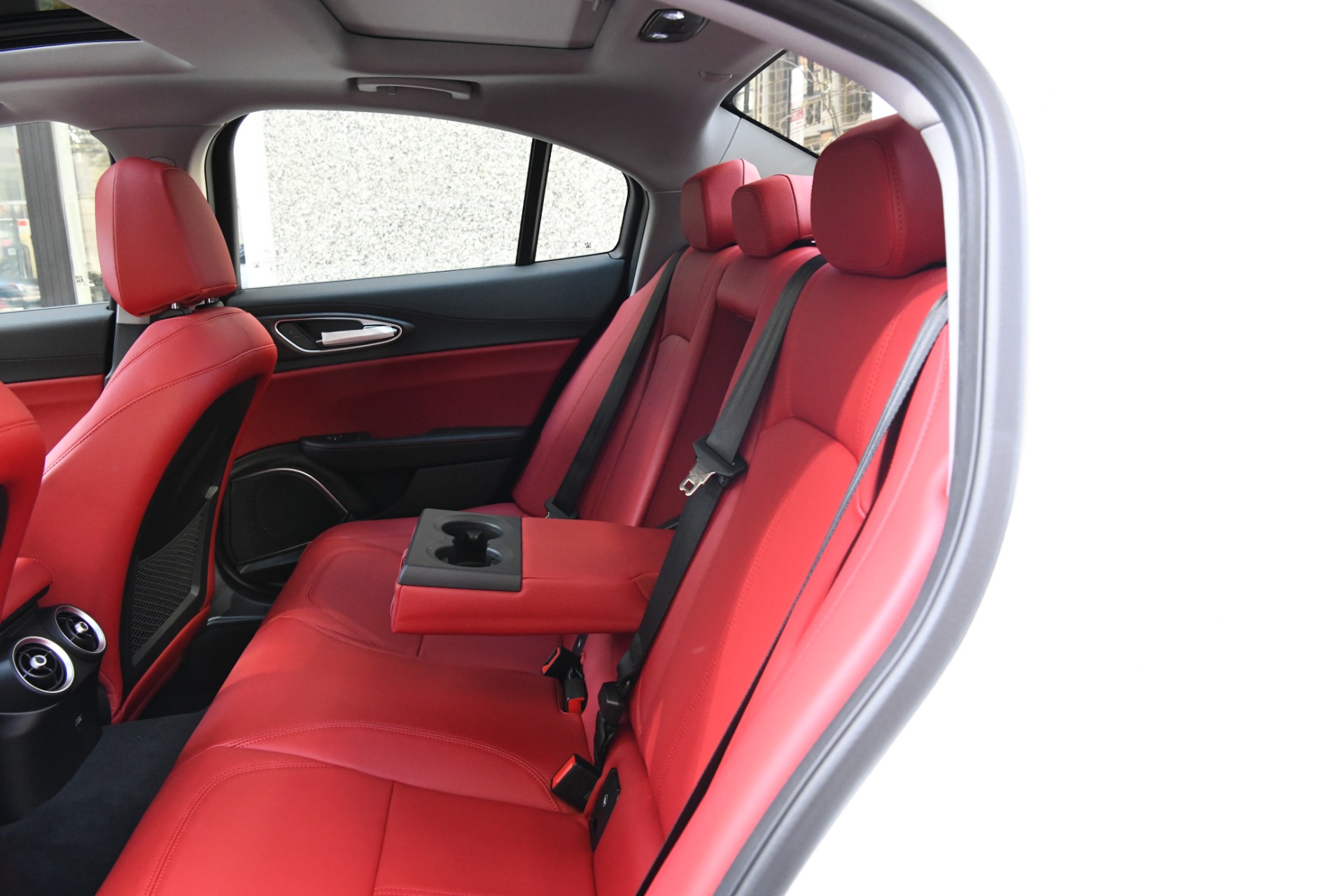 New 2021 Alfa Romeo Giulia Ti | St. Petersburg, FL