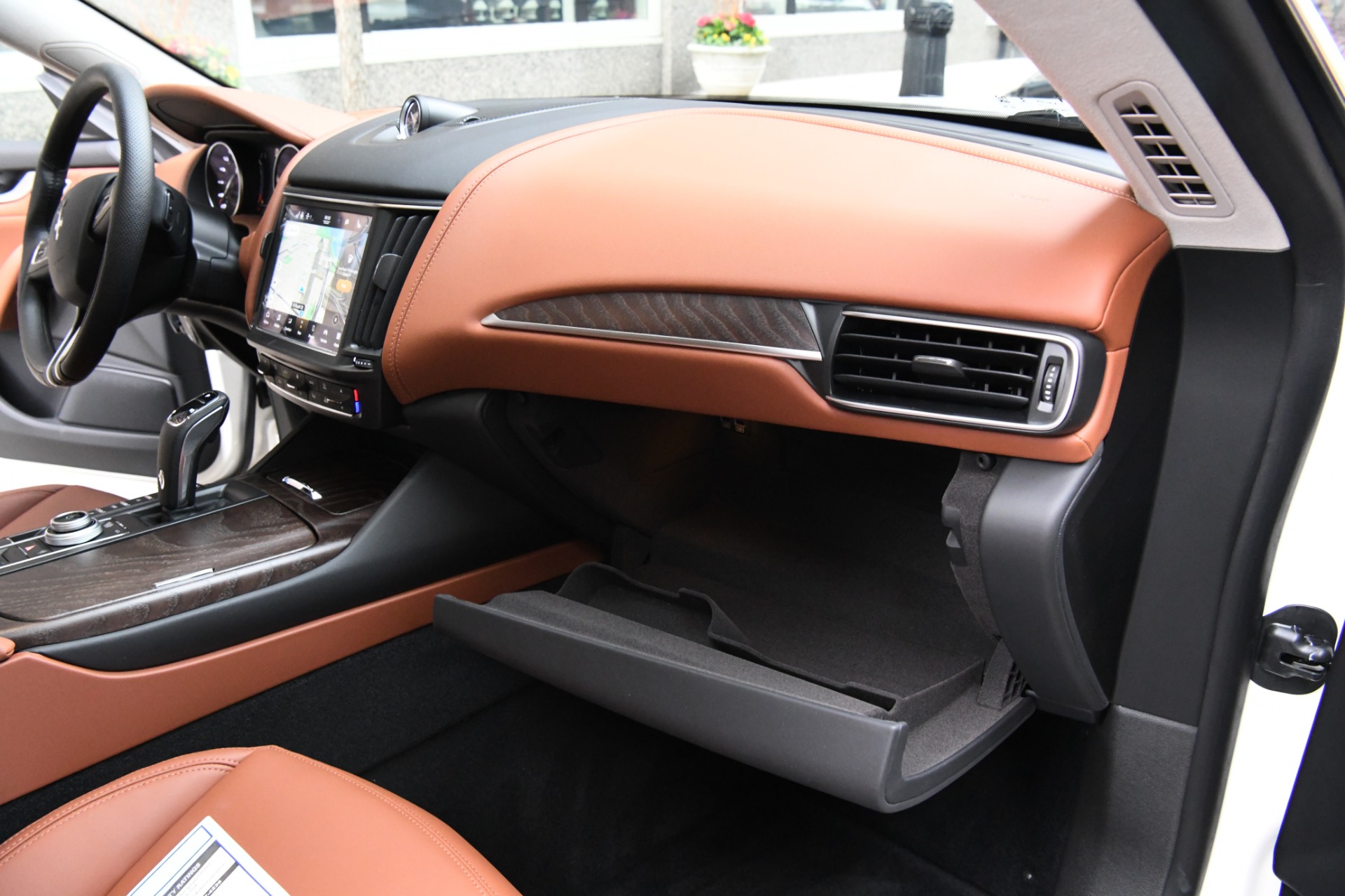 New 2021 Maserati Levante | St. Petersburg, FL