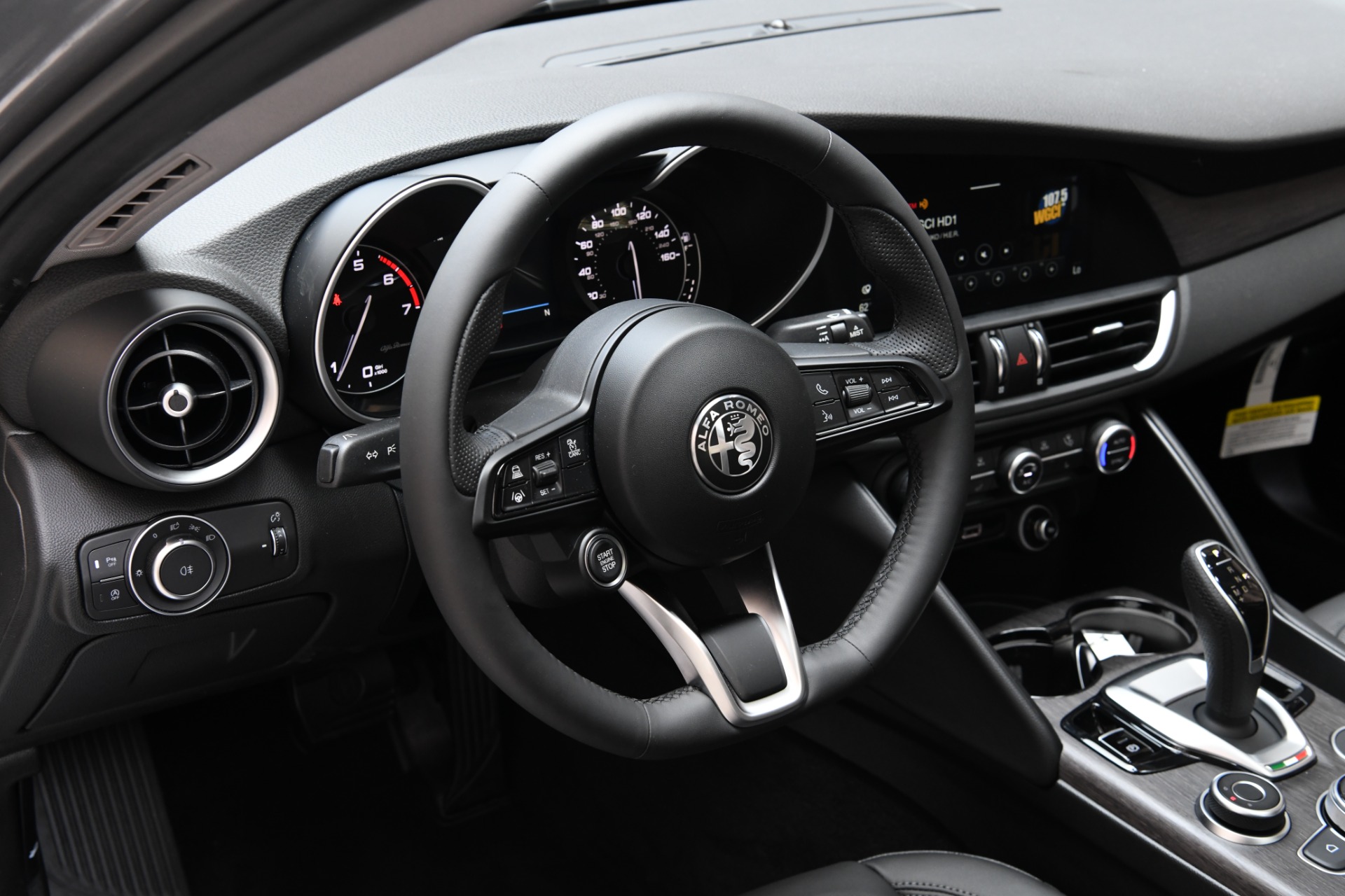 New 2021 Alfa Romeo Giulia Ti | St. Petersburg, FL