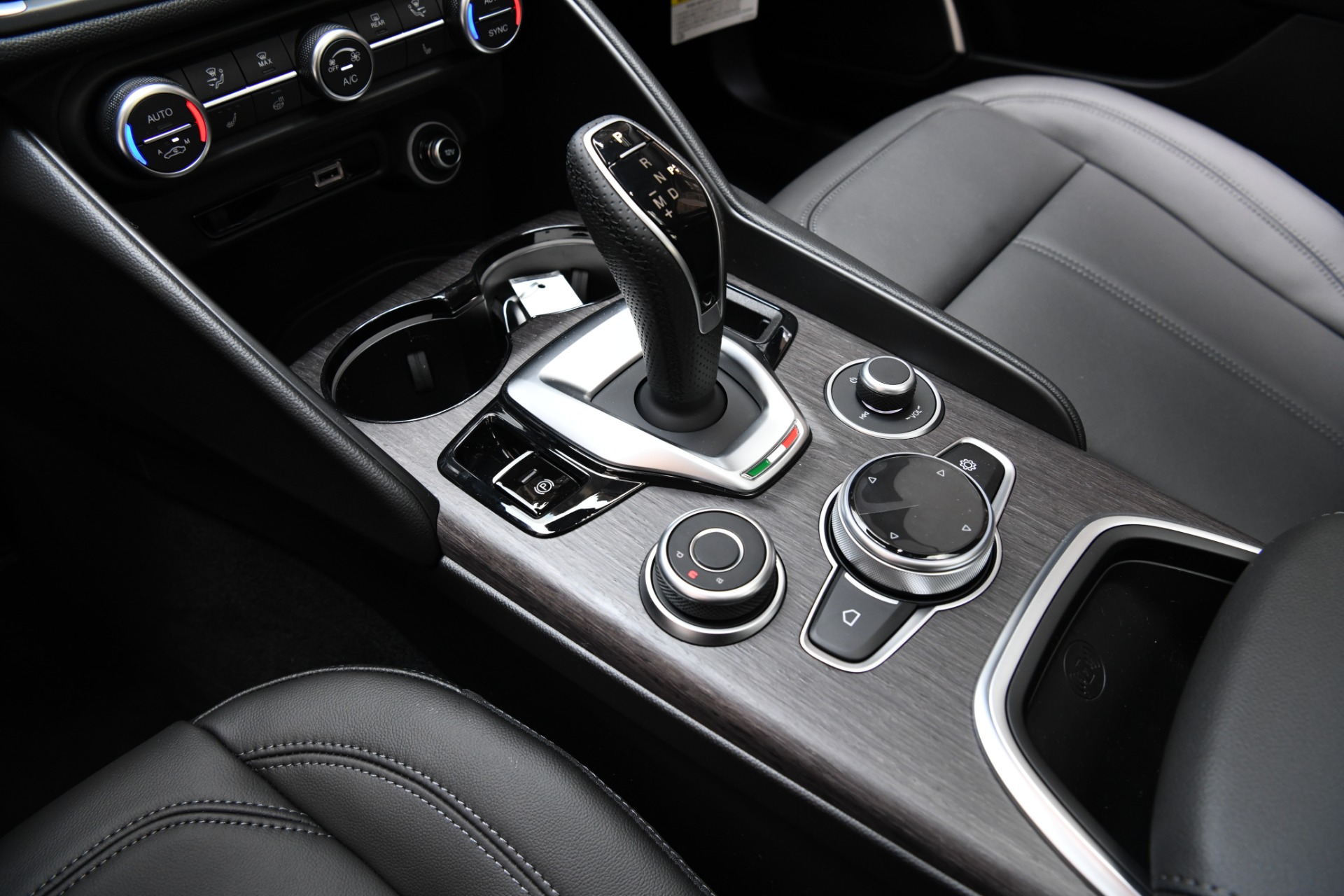 New 2021 Alfa Romeo Giulia Ti | St. Petersburg, FL