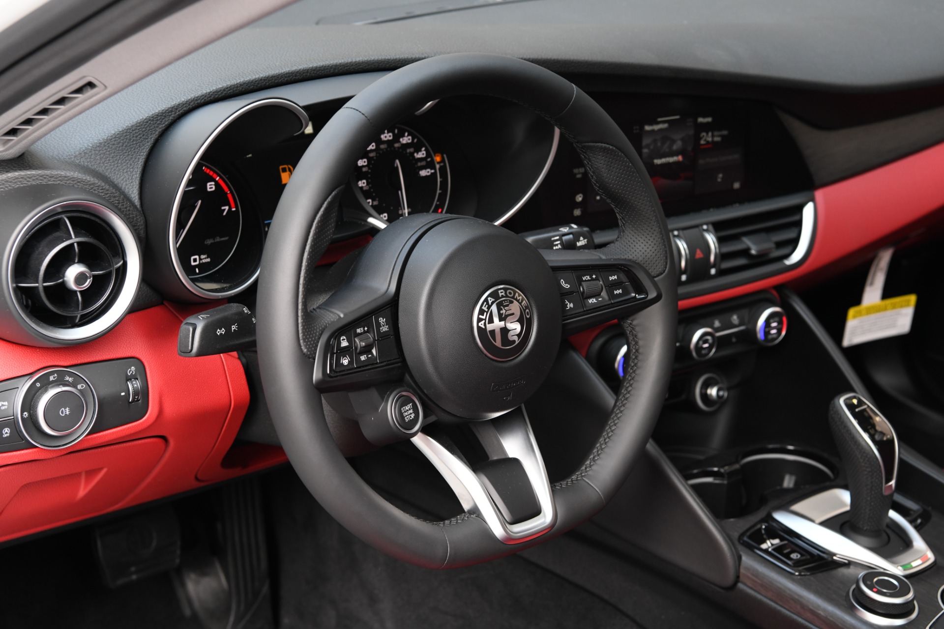 New 2021 Alfa Romeo Giulia Ti | St. Petersburg, FL