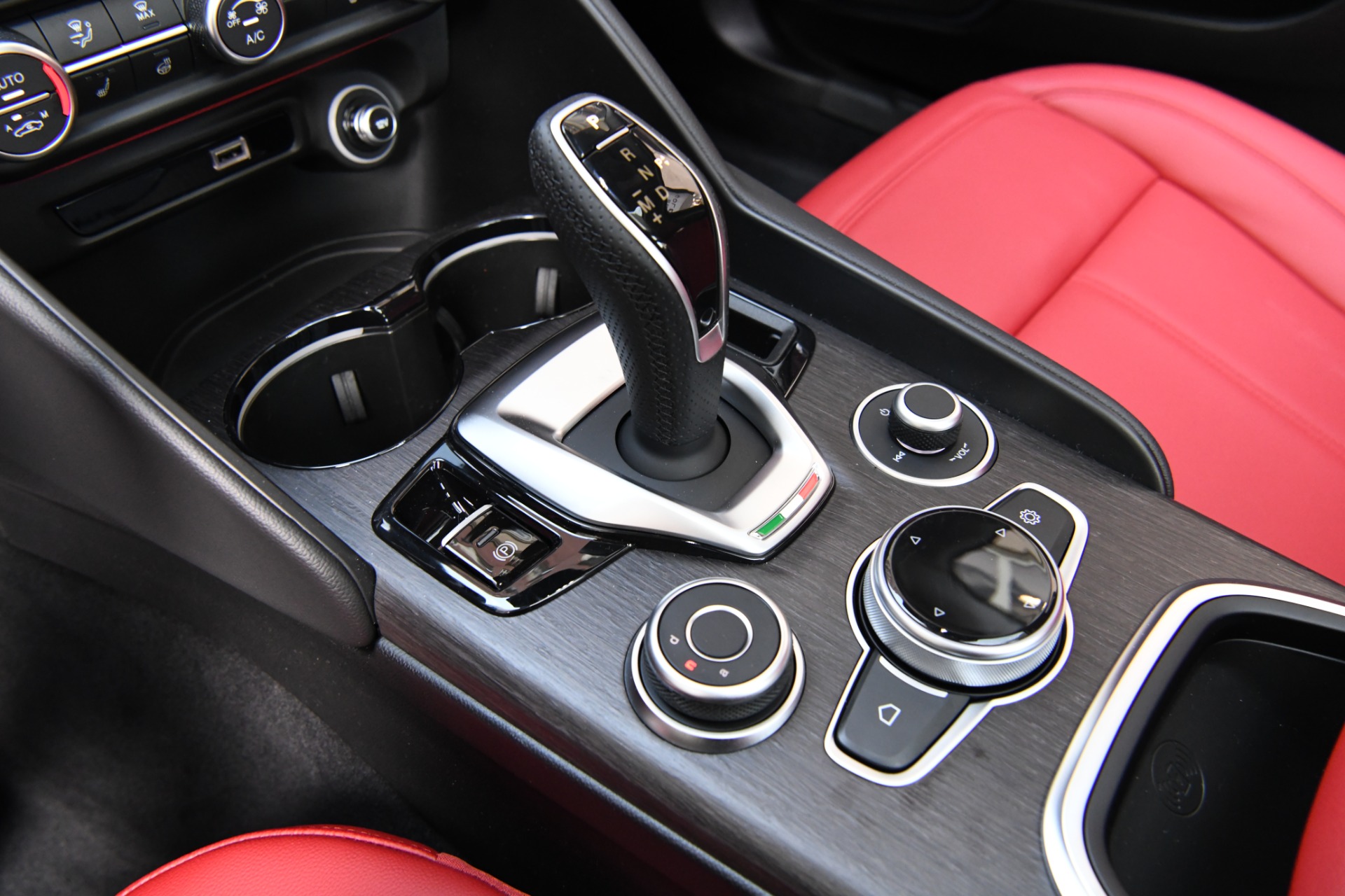 New 2021 Alfa Romeo Giulia Ti | St. Petersburg, FL