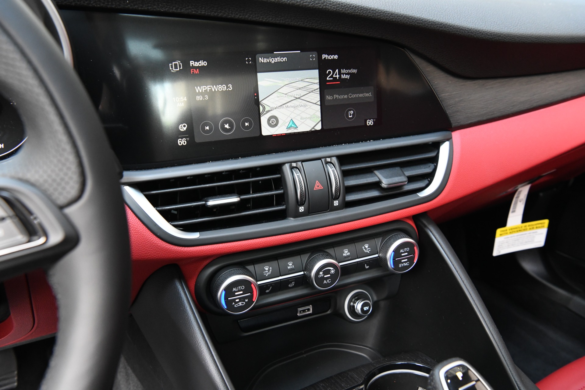 New 2021 Alfa Romeo Giulia Ti | St. Petersburg, FL