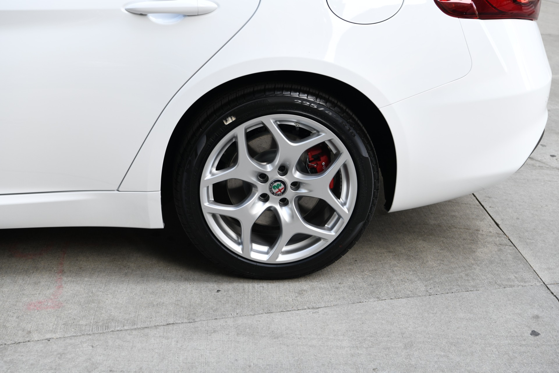 New 2021 Alfa Romeo Giulia Ti | St. Petersburg, FL