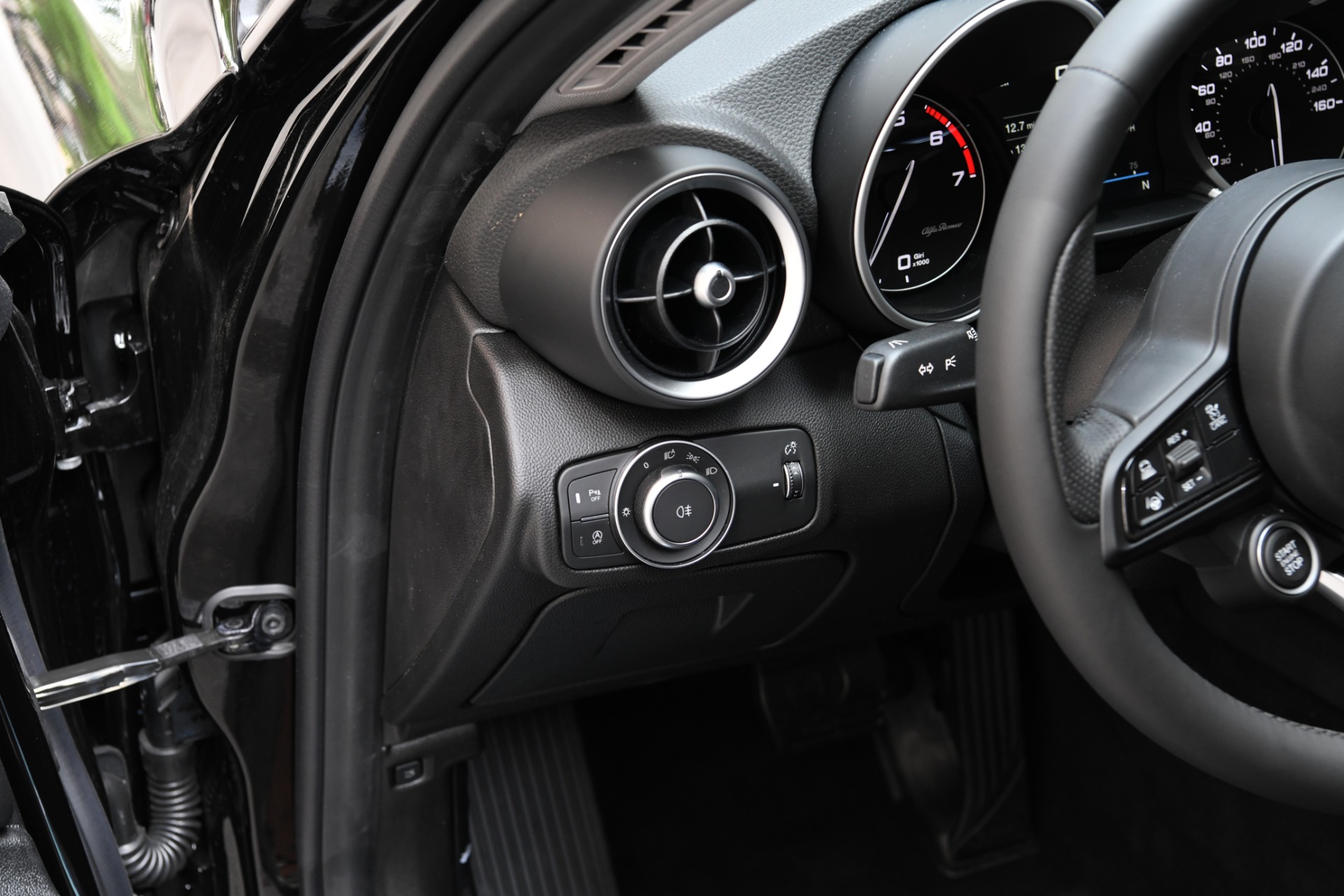 New 2021 Alfa Romeo Giulia Ti | St. Petersburg, FL