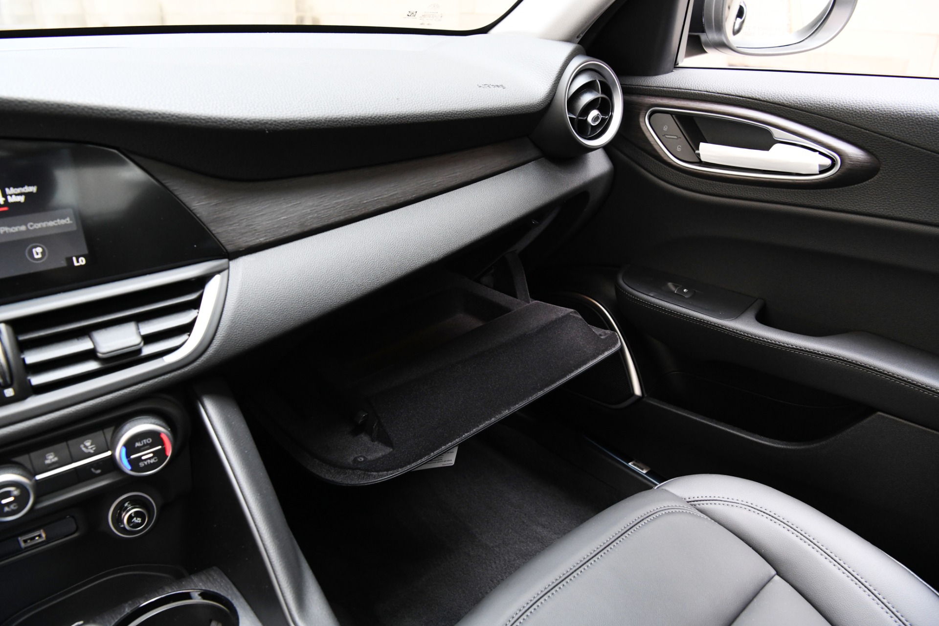 New 2021 Alfa Romeo Giulia Ti | St. Petersburg, FL