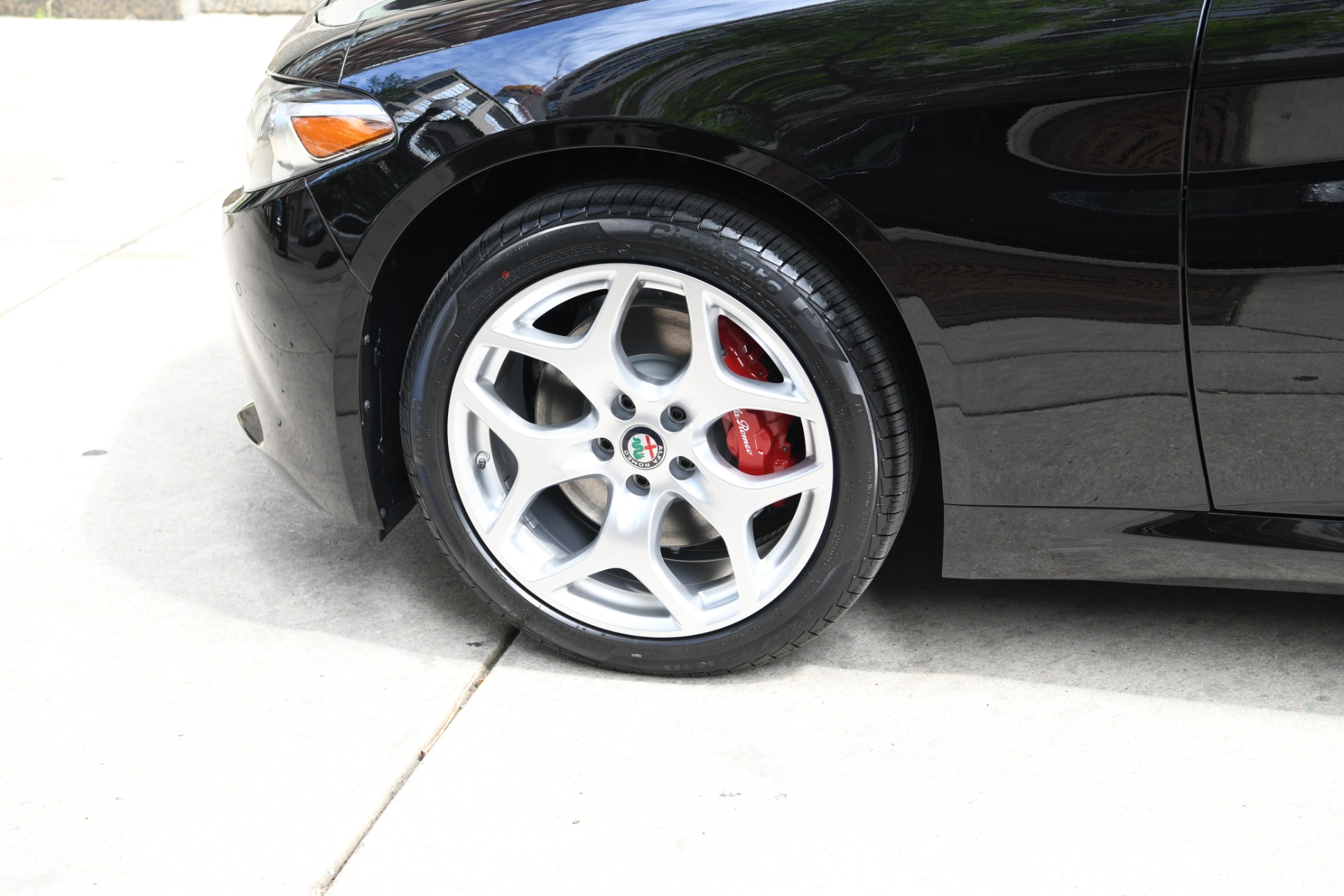 New 2021 Alfa Romeo Giulia Ti | St. Petersburg, FL