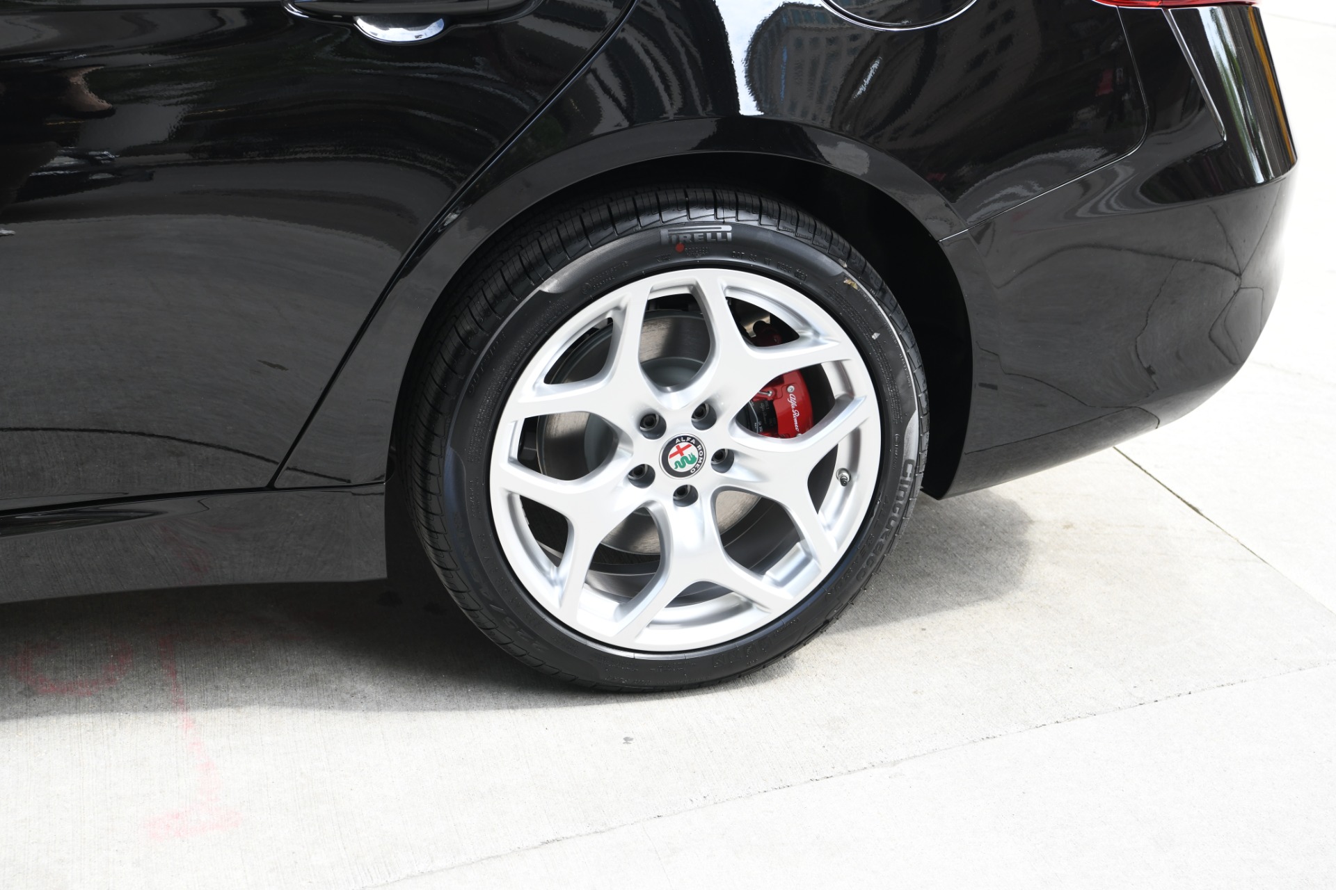 New 2021 Alfa Romeo Giulia Ti | St. Petersburg, FL