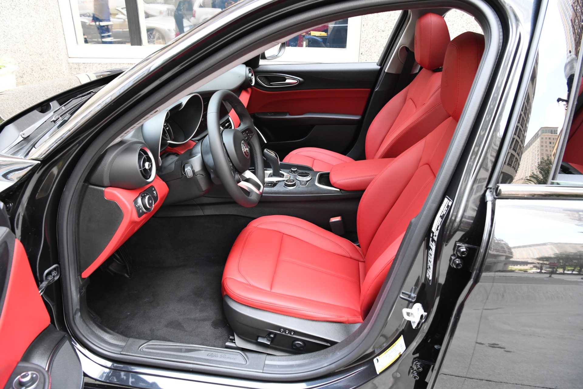 New 2021 Alfa Romeo Giulia Sprint | St. Petersburg, FL