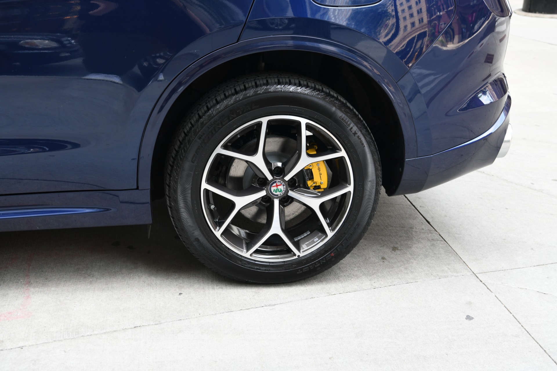 New 2021 Alfa Romeo Stelvio Ti | St. Petersburg, FL