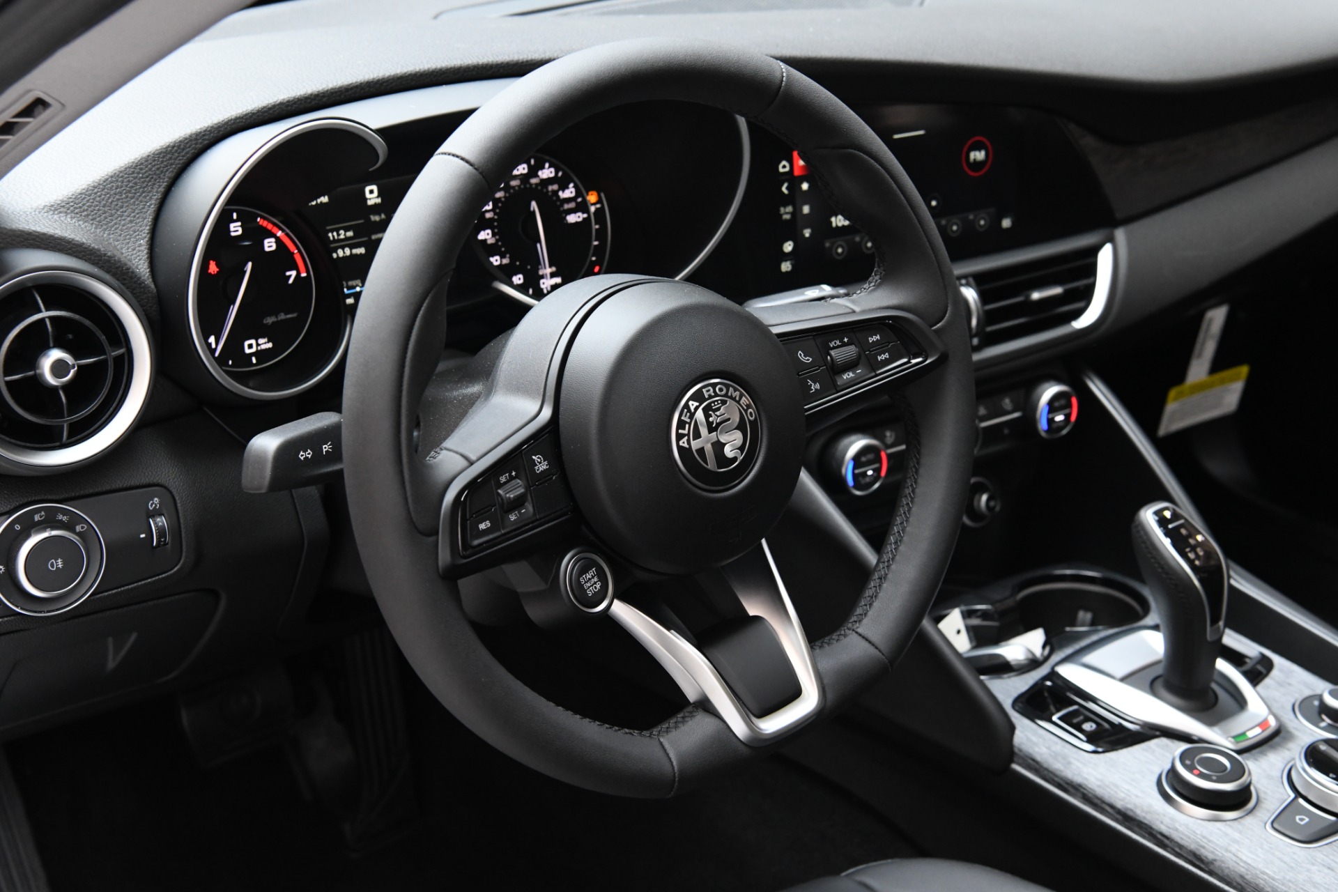 New 2021 Alfa Romeo Giulia Sprint | St. Petersburg, FL