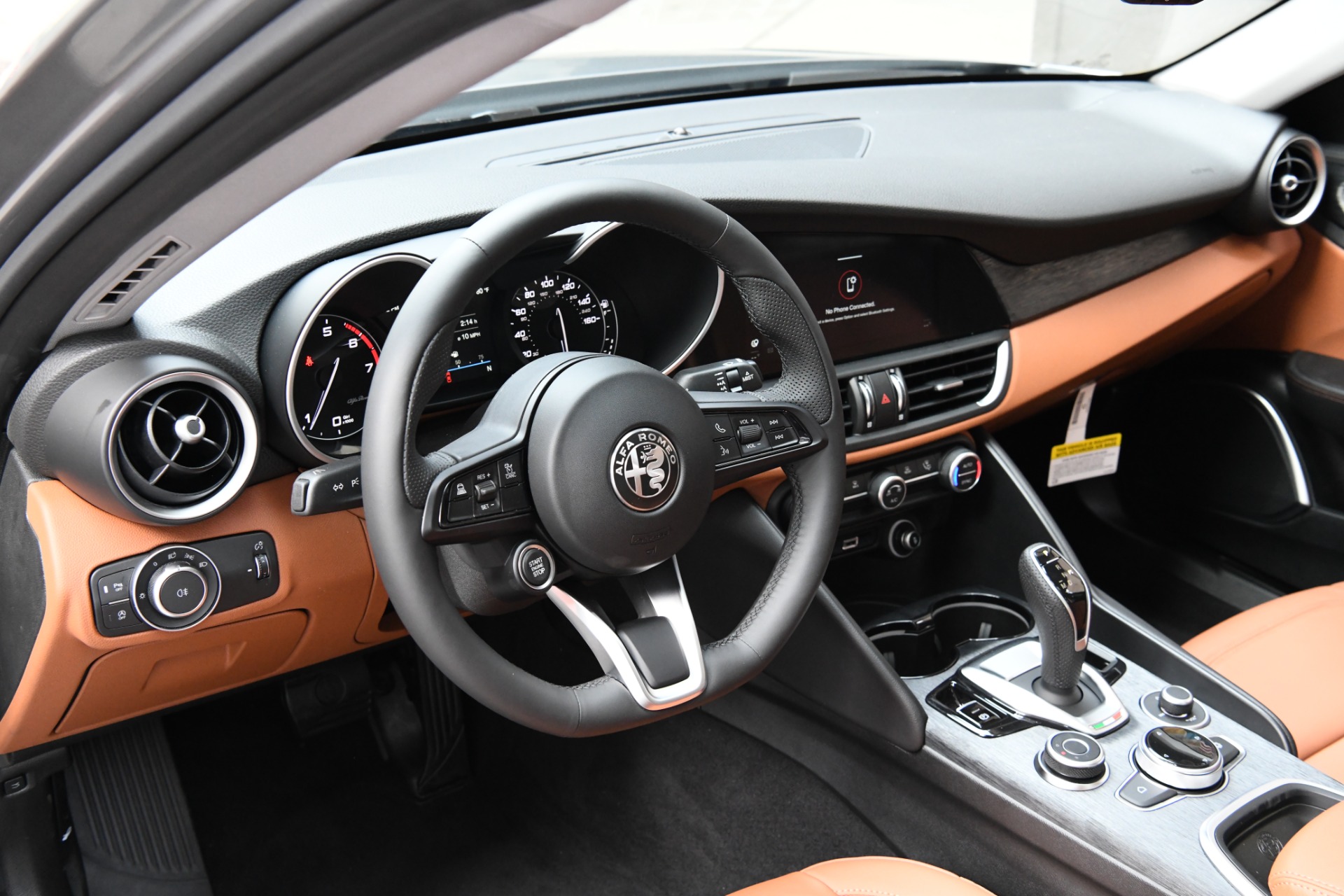 New 2021 Alfa Romeo Giulia Sprint | St. Petersburg, FL