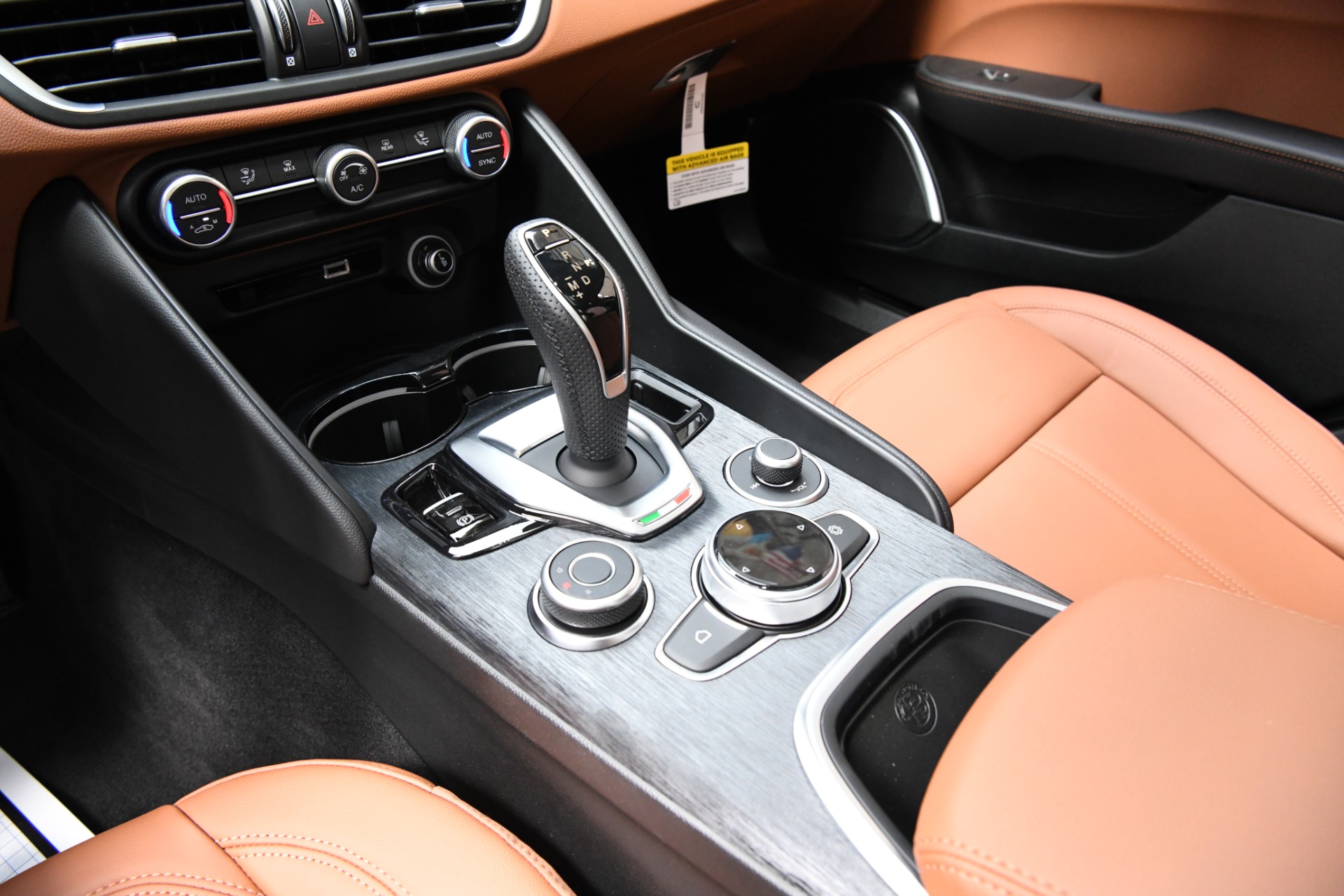 New 2021 Alfa Romeo Giulia Sprint | St. Petersburg, FL