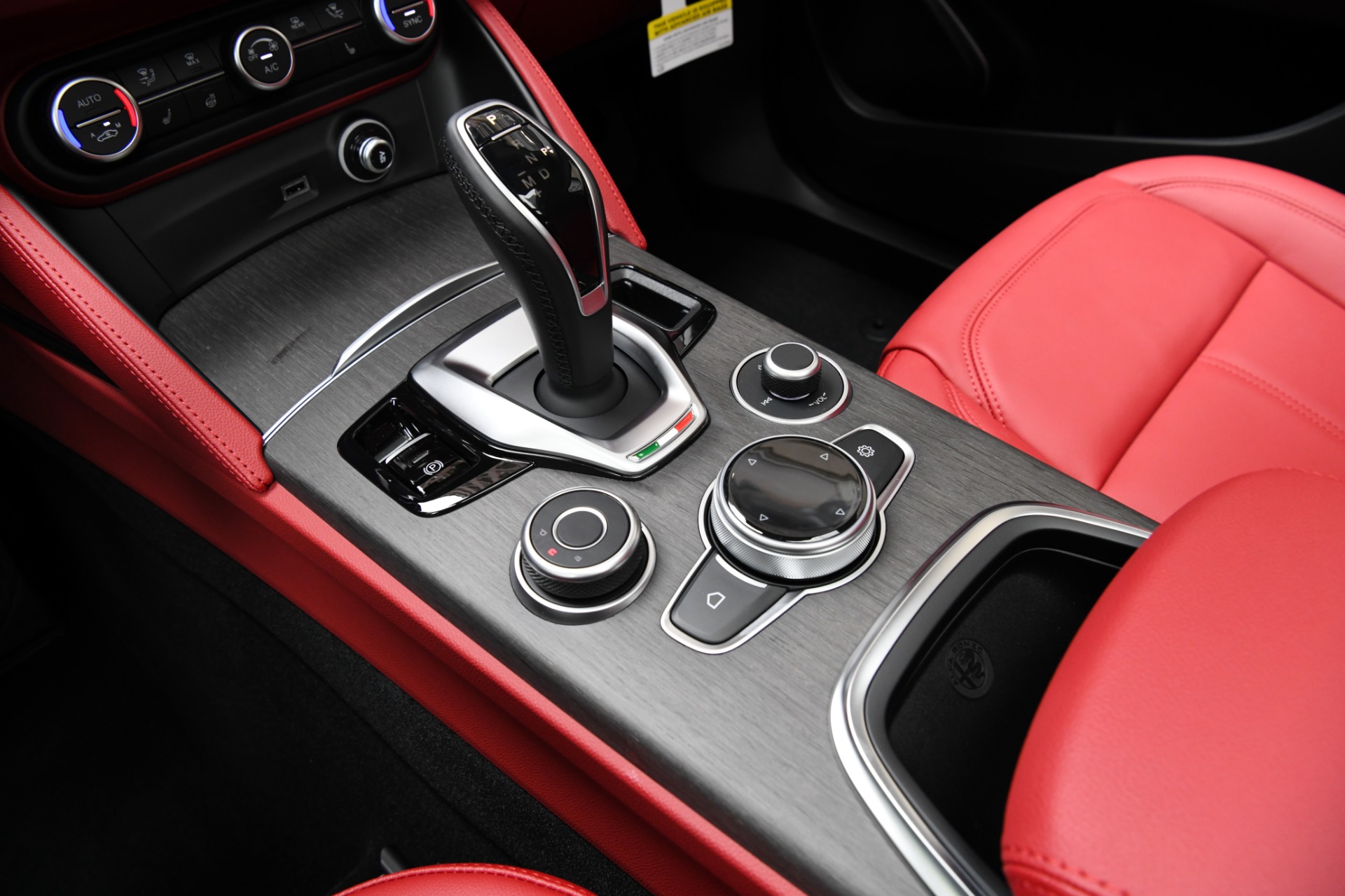 New 2021 Alfa Romeo Stelvio Ti | St. Petersburg, FL