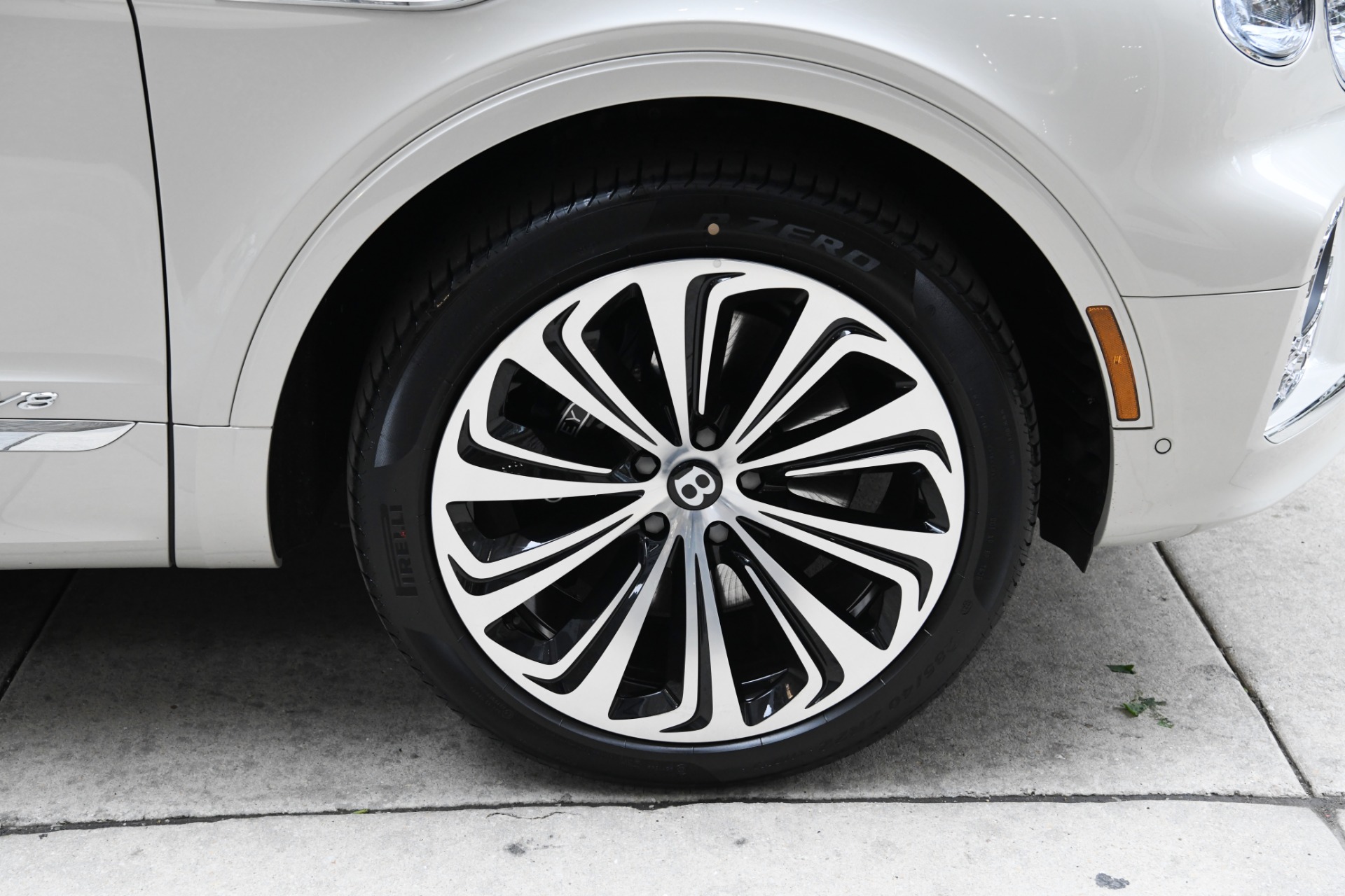 Used 2021 Bentley Bentayga V8 | St. Petersburg, FL