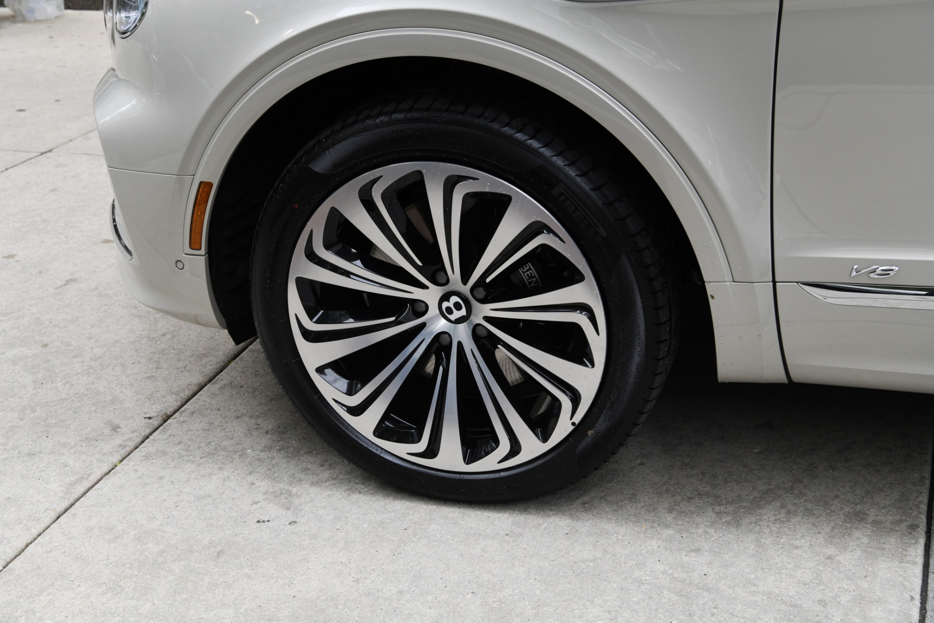 Used 2021 Bentley Bentayga V8 | St. Petersburg, FL