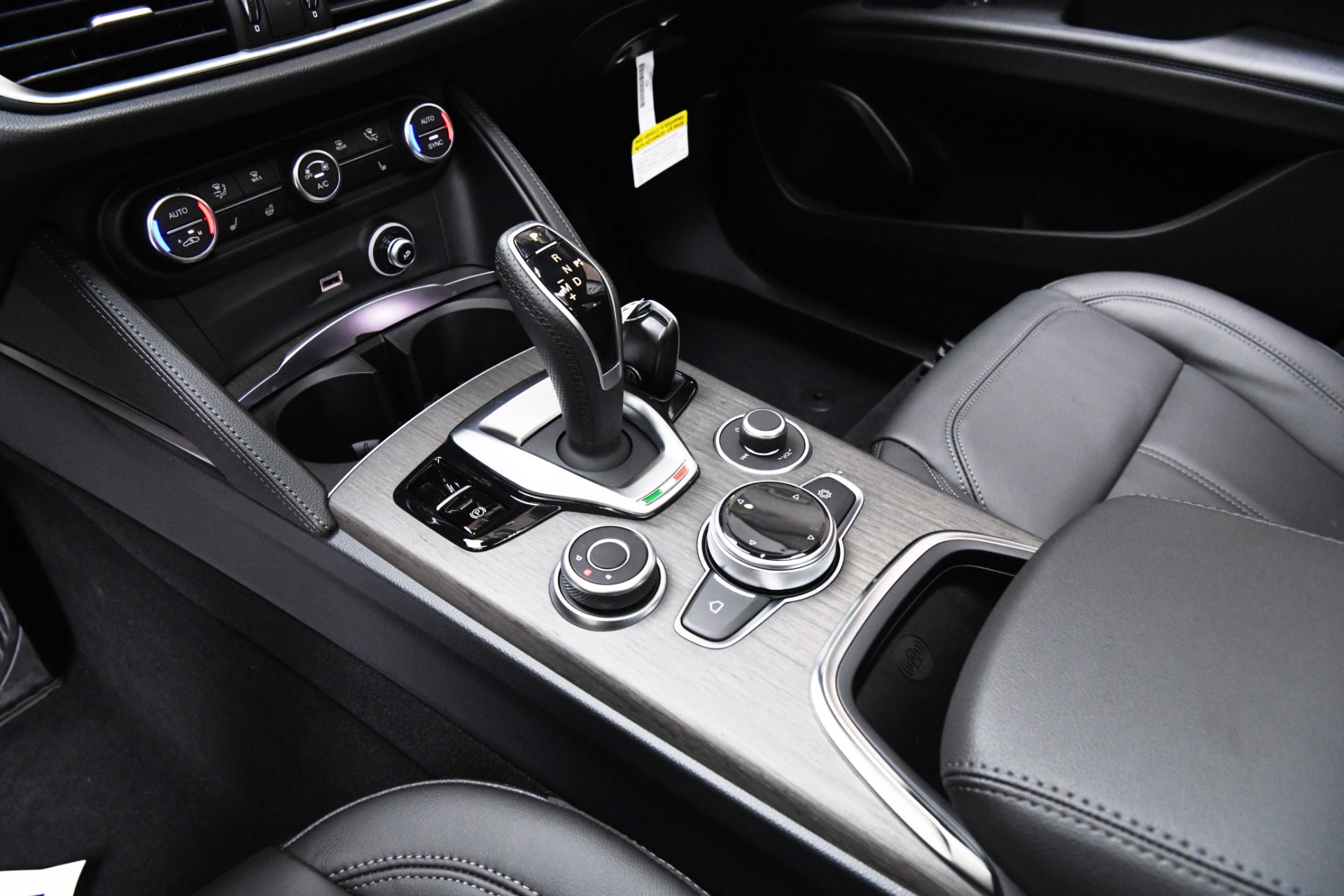 New 2021 Alfa Romeo Stelvio Ti | St. Petersburg, FL