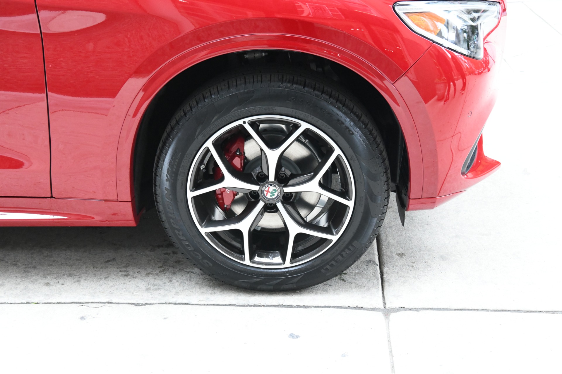 New 2021 Alfa Romeo Stelvio Ti | St. Petersburg, FL