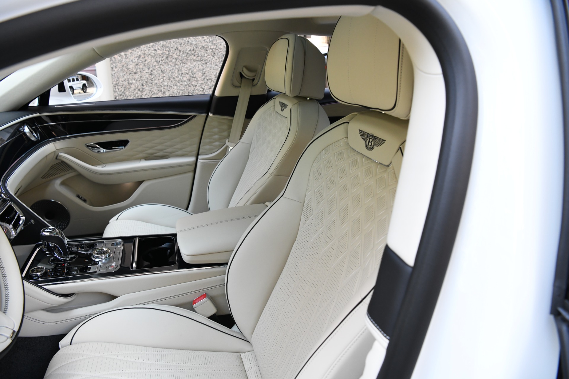 New 2021 Bentley FLYING SPUR V8 | St. Petersburg, FL