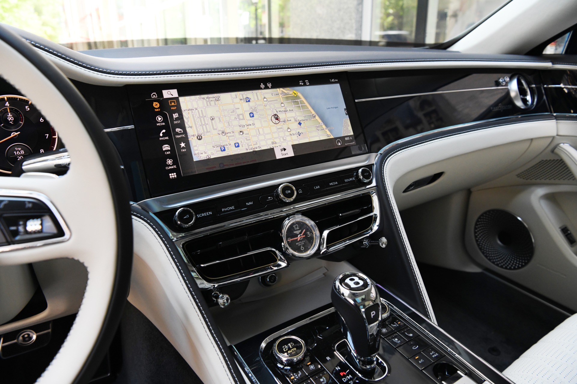 New 2021 Bentley FLYING SPUR V8 | St. Petersburg, FL