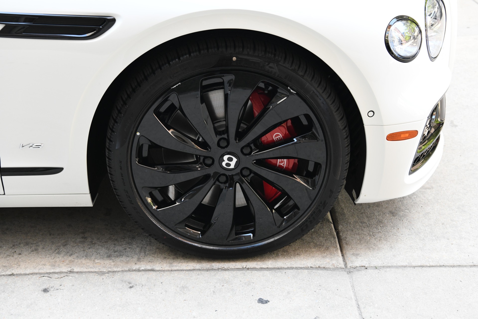 New 2021 Bentley FLYING SPUR V8 | St. Petersburg, FL