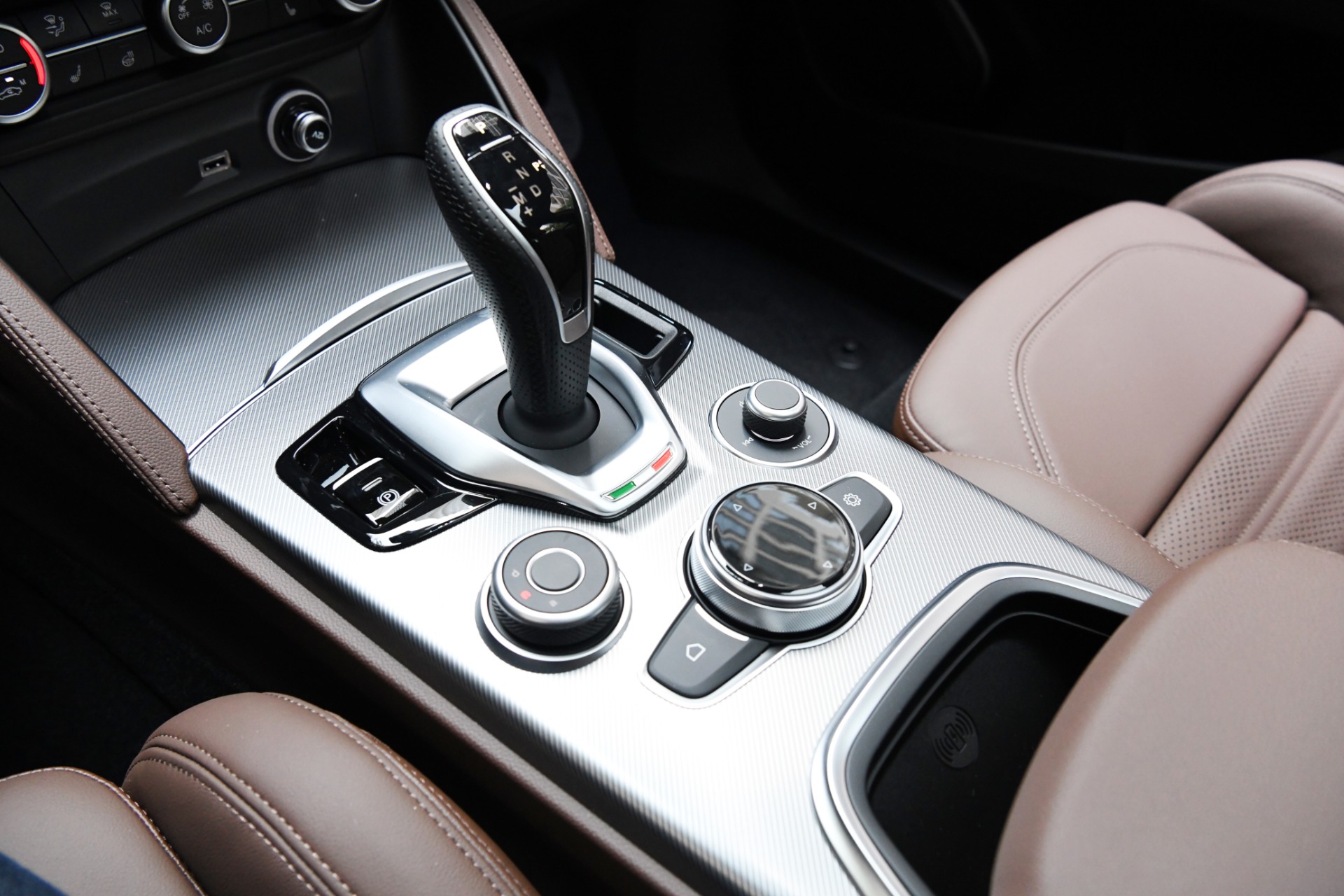 New 2021 Alfa Romeo Stelvio Ti Sport | St. Petersburg, FL