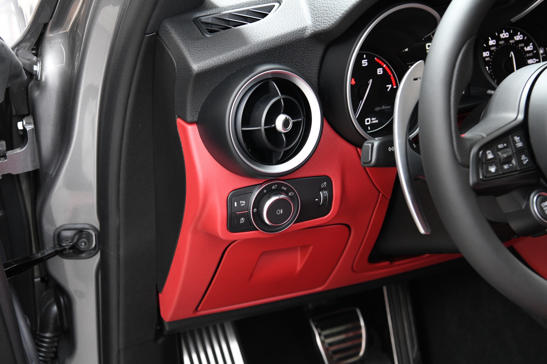 New 2021 Alfa Romeo Stelvio Ti Sport | St. Petersburg, FL
