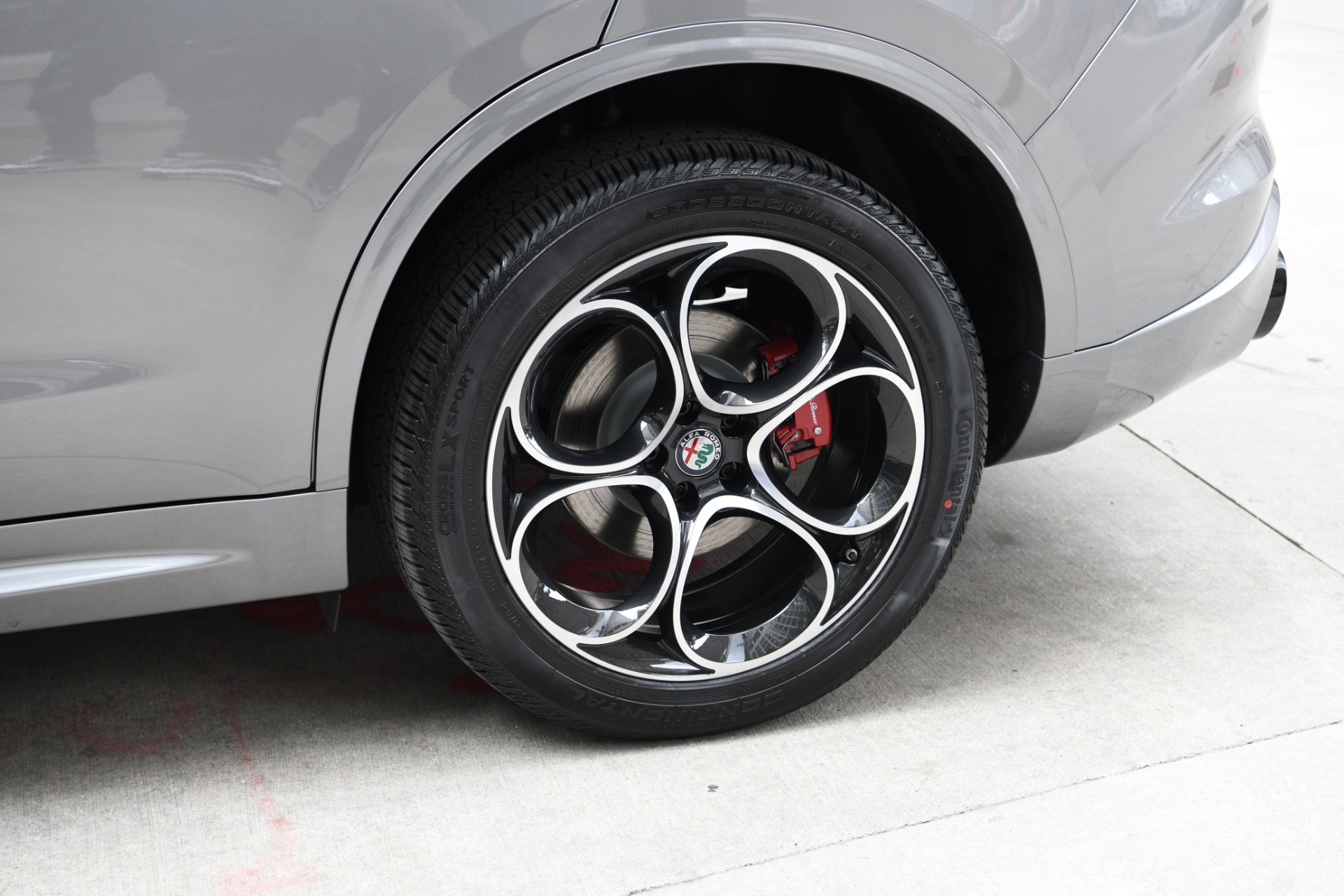 New 2021 Alfa Romeo Stelvio Ti Sport | St. Petersburg, FL