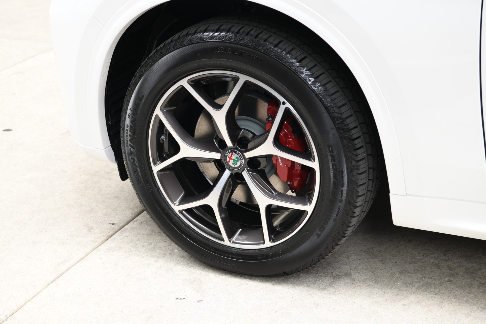 New 2021 Alfa Romeo Stelvio Ti | St. Petersburg, FL