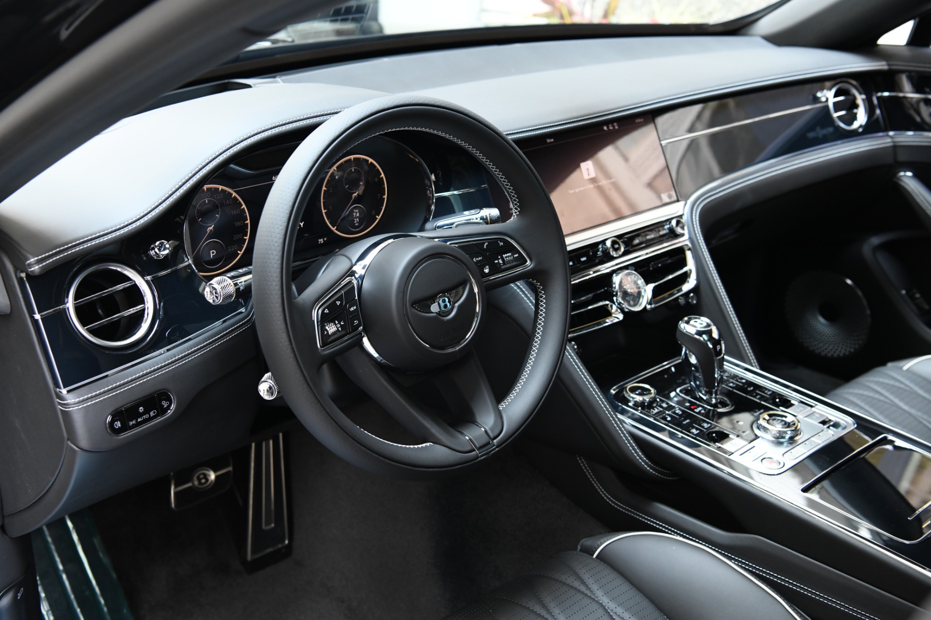 New 2021 Bentley Flying Spur V8 | St. Petersburg, FL